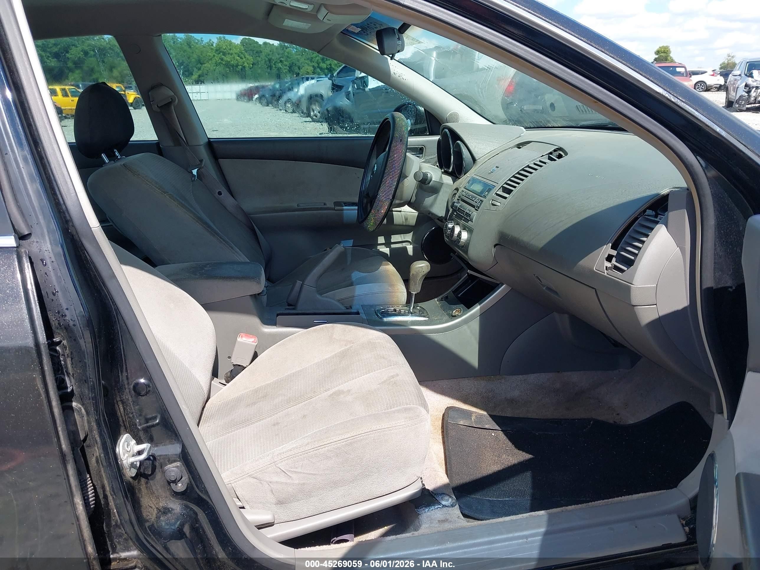 2005 Nissan Altima 2.5 S Black vin: 1N4AL11D25C205706