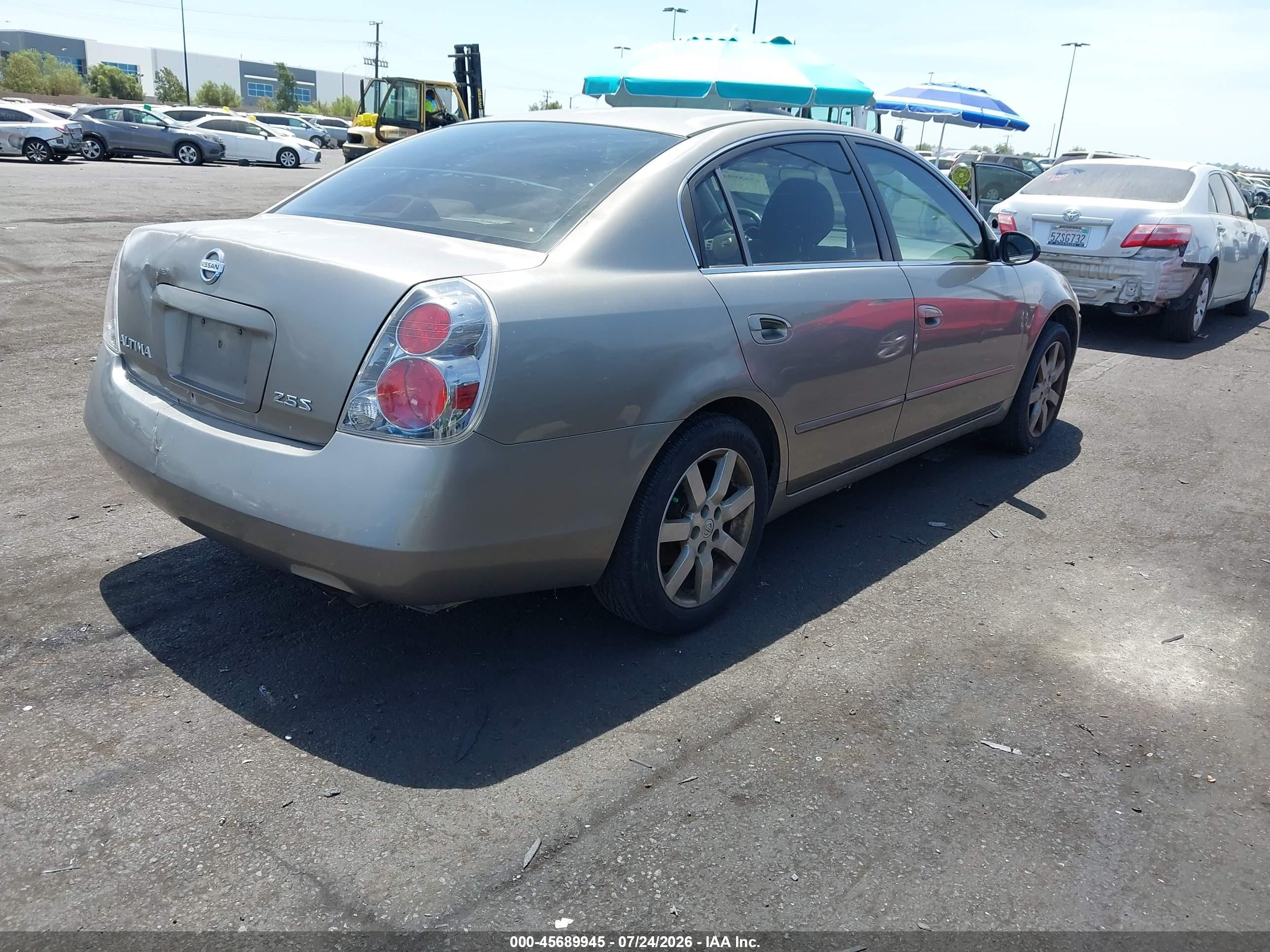 2005 Nissan Altima 2.5 S Brown vin: 1N4AL11D25C312996