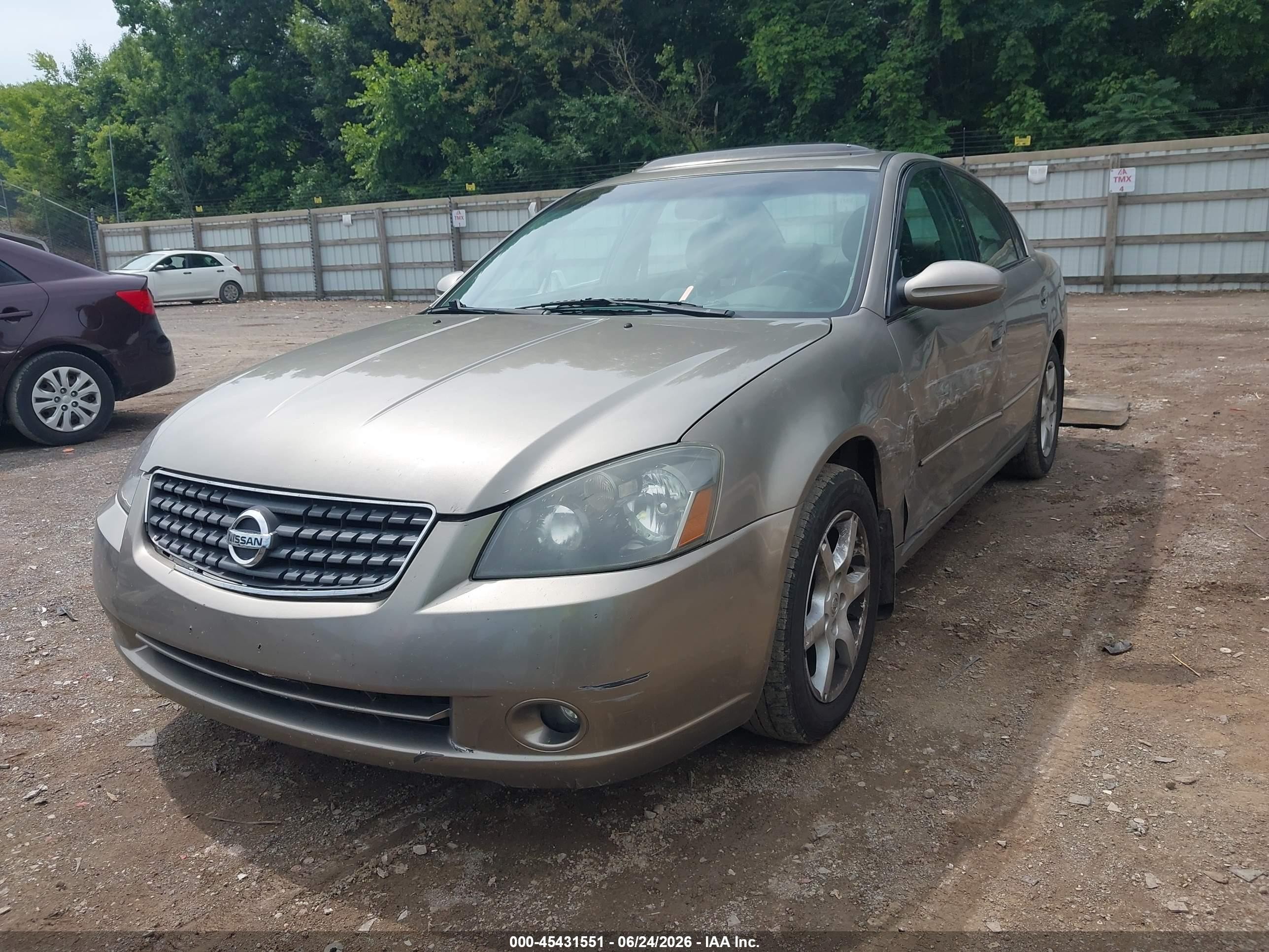 2005 Nissan Altima 2.5 S Pewter vin: 1N4AL11D25C330575