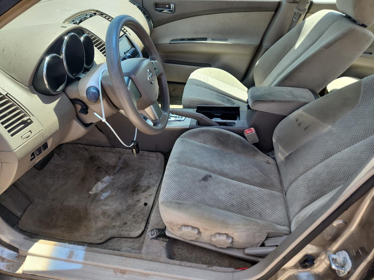 2005 Nissan Altima 2.5 Желто-коричневый vin: 1N4AL11D25N442054