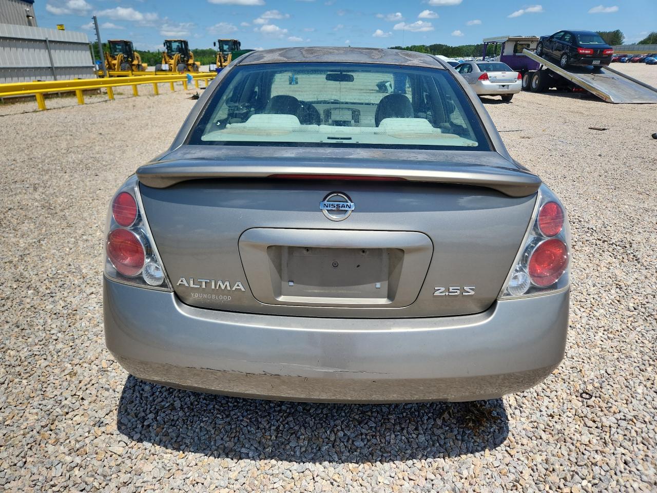 2005 Nissan Altima 2.5 Желто-коричневый vin: 1N4AL11D25N442054