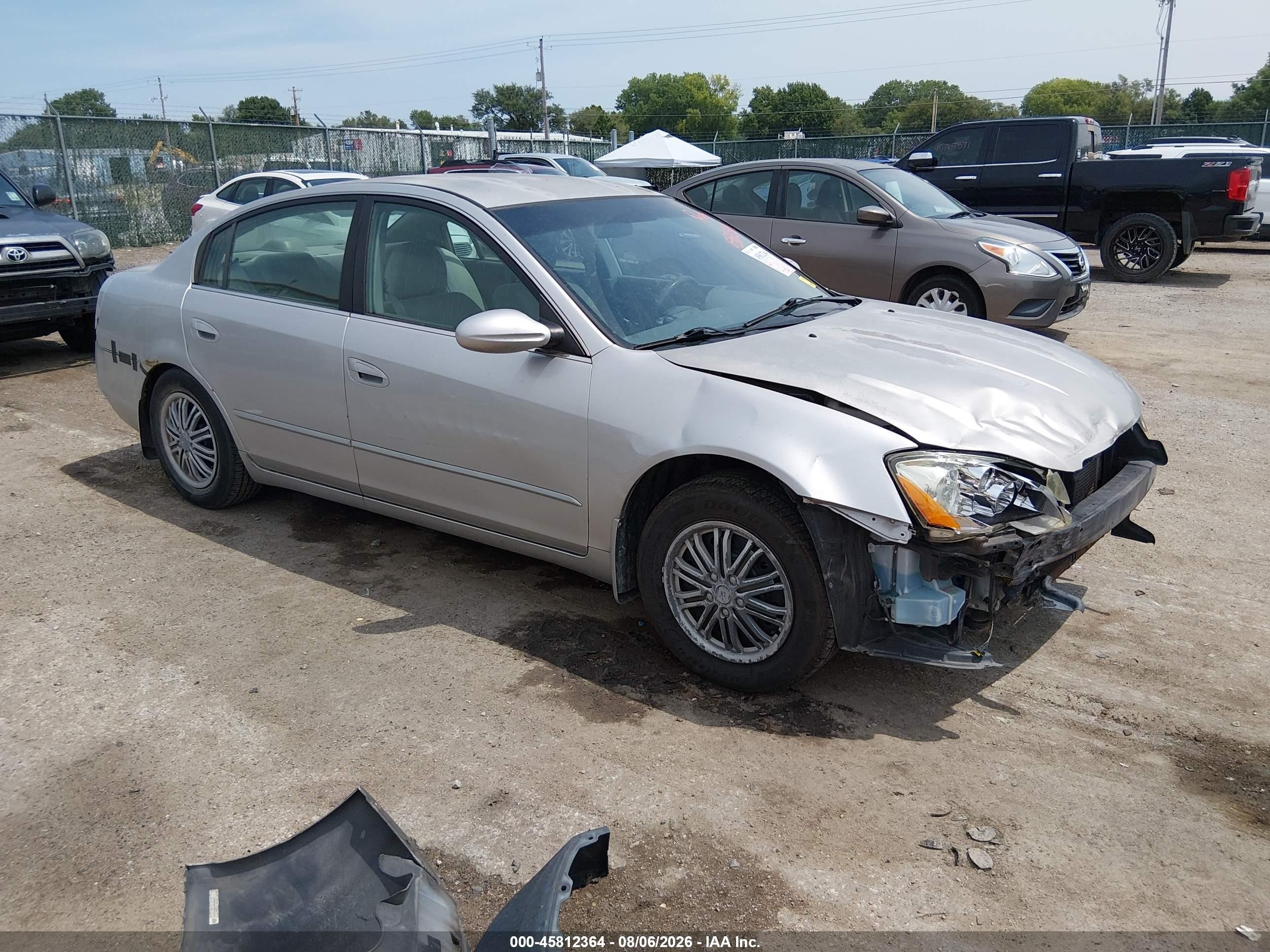 2005 Nissan Altima 2.5 S Желто-коричневый vin: 1N4AL11D25N455290