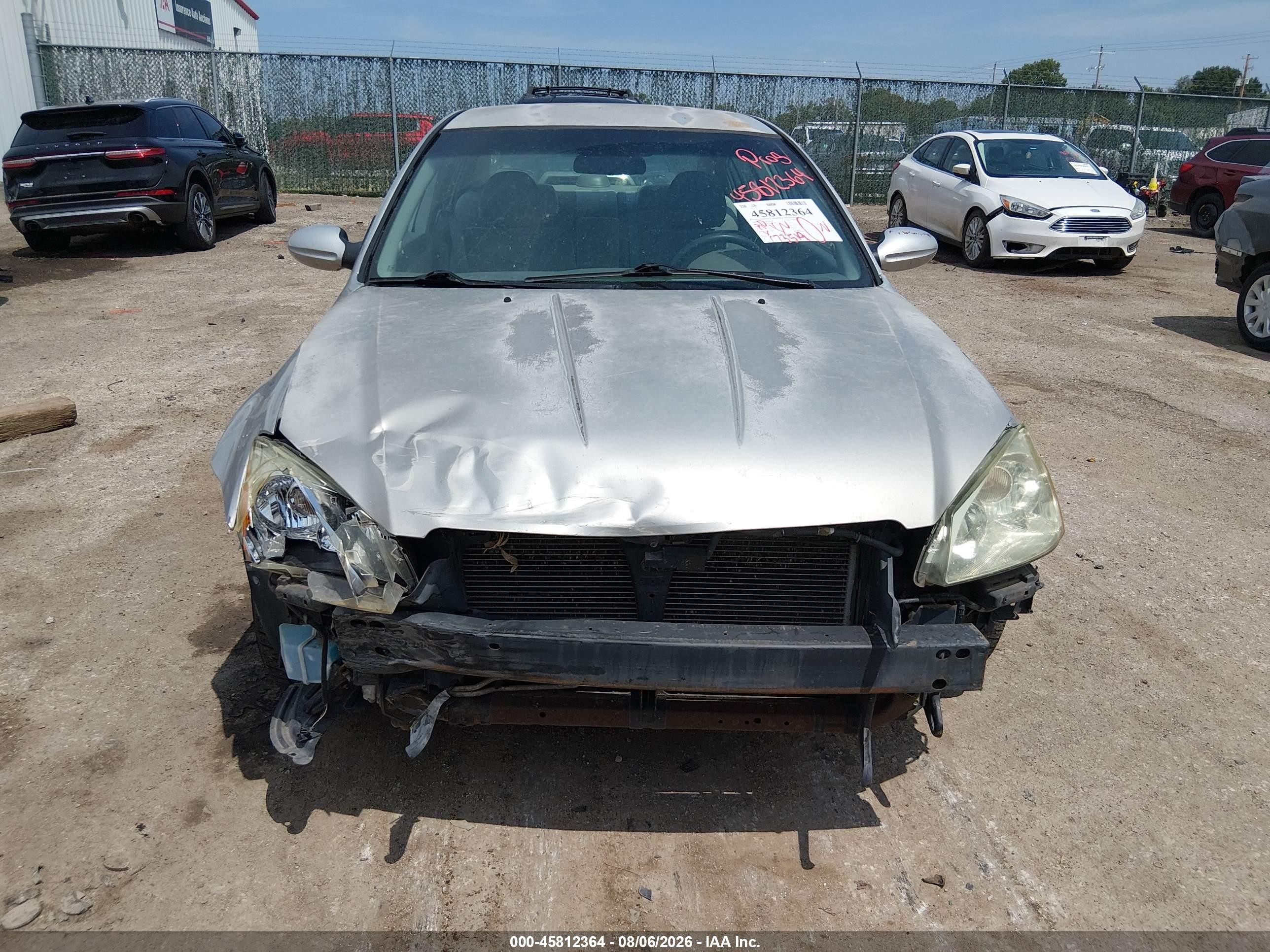 2005 Nissan Altima 2.5 S Желто-коричневый vin: 1N4AL11D25N455290