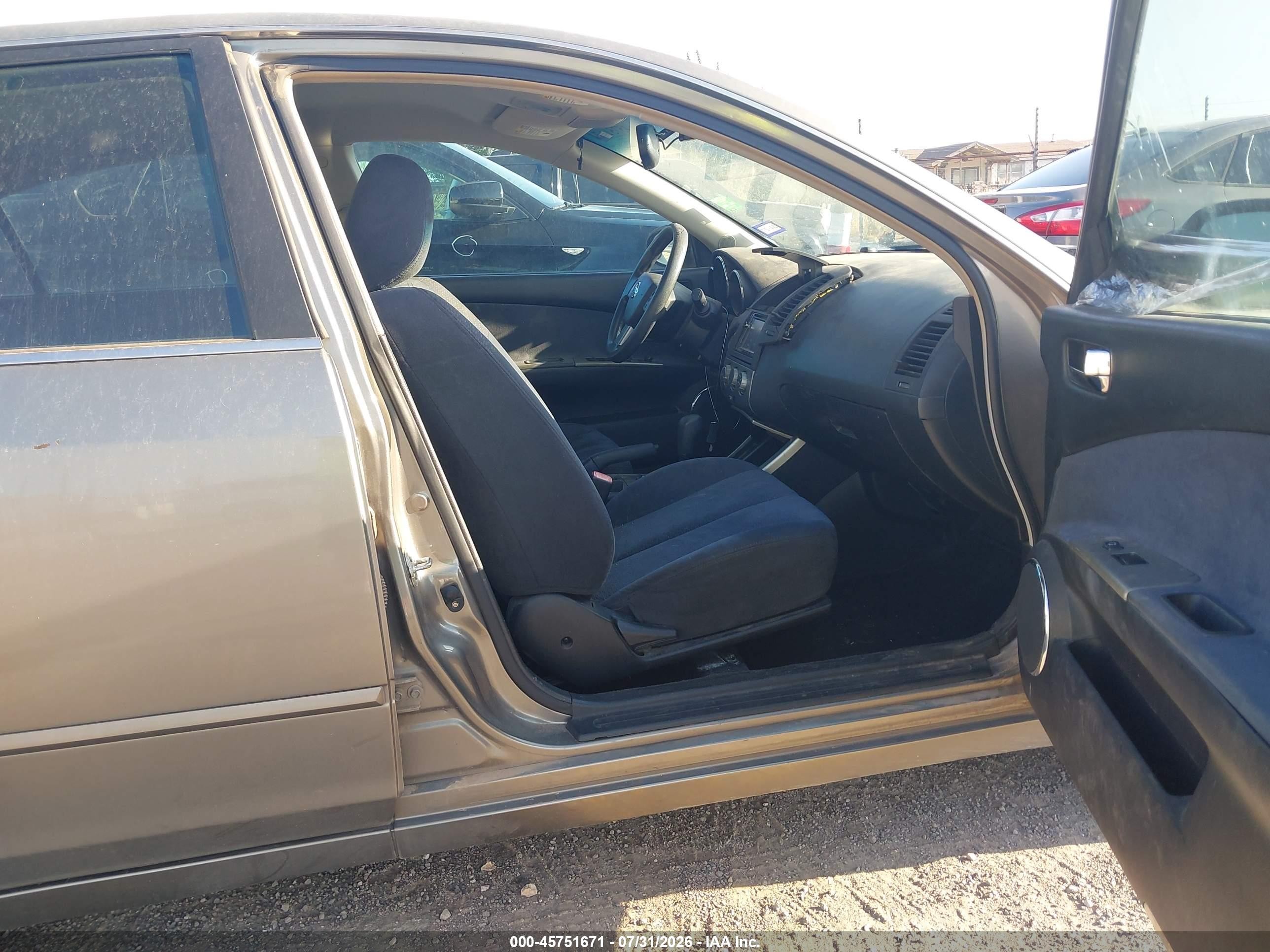 2005 Nissan Altima 2.5 S Gold vin: 1N4AL11D25N498205