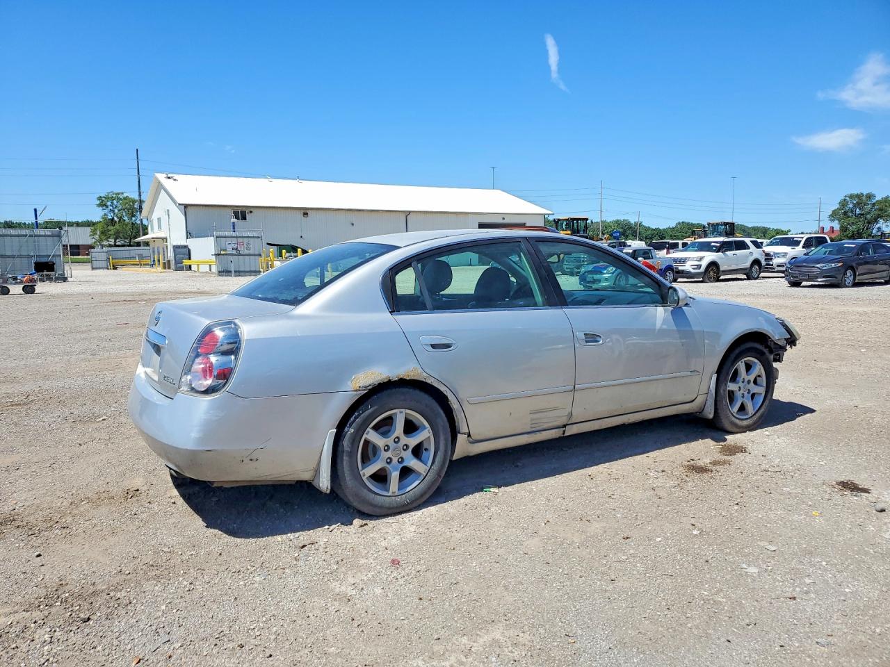 2006 Nissan Altima 2.5 Silver vin: 1N4AL11D26C124593