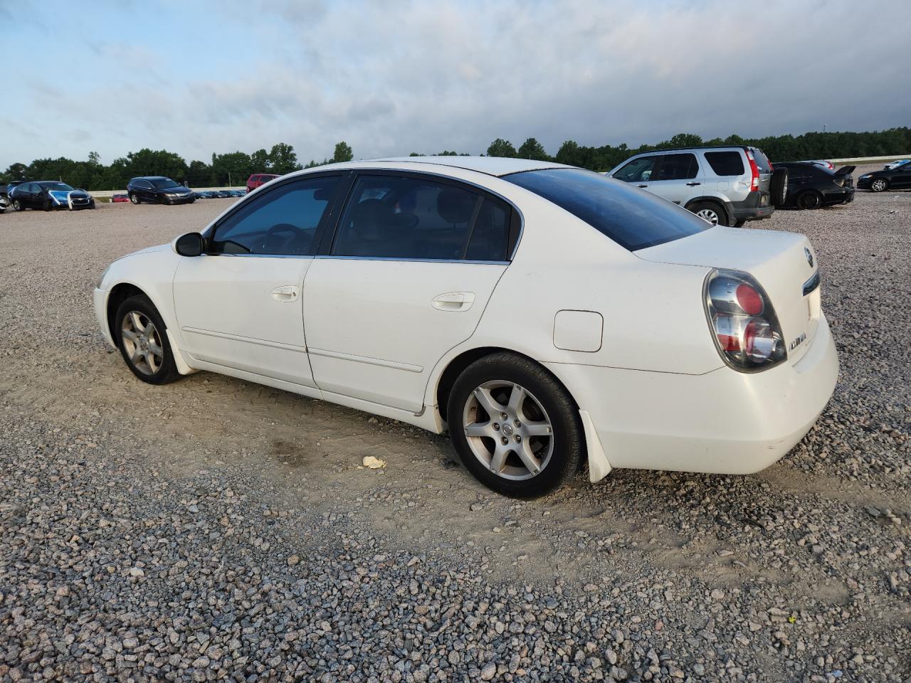 2006 Nissan Altima 2.5 White vin: 1N4AL11D26C206548