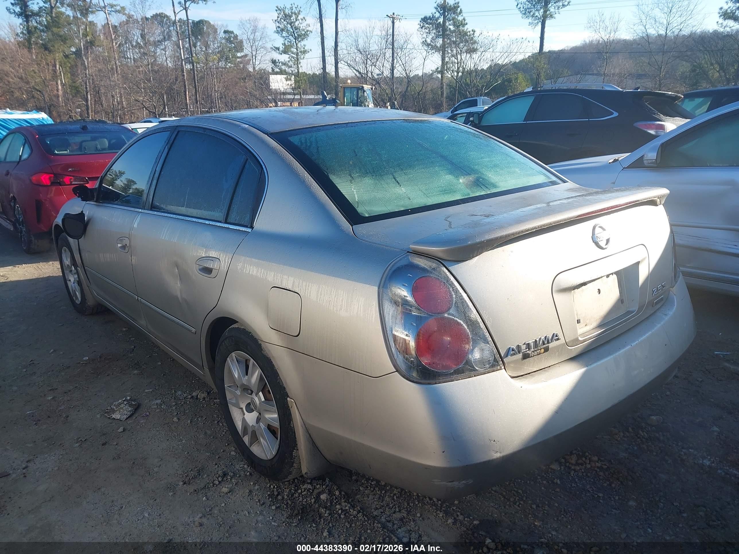 2006 Nissan Altima 2.5 S Желто-коричневый vin: 1N4AL11D26N302832