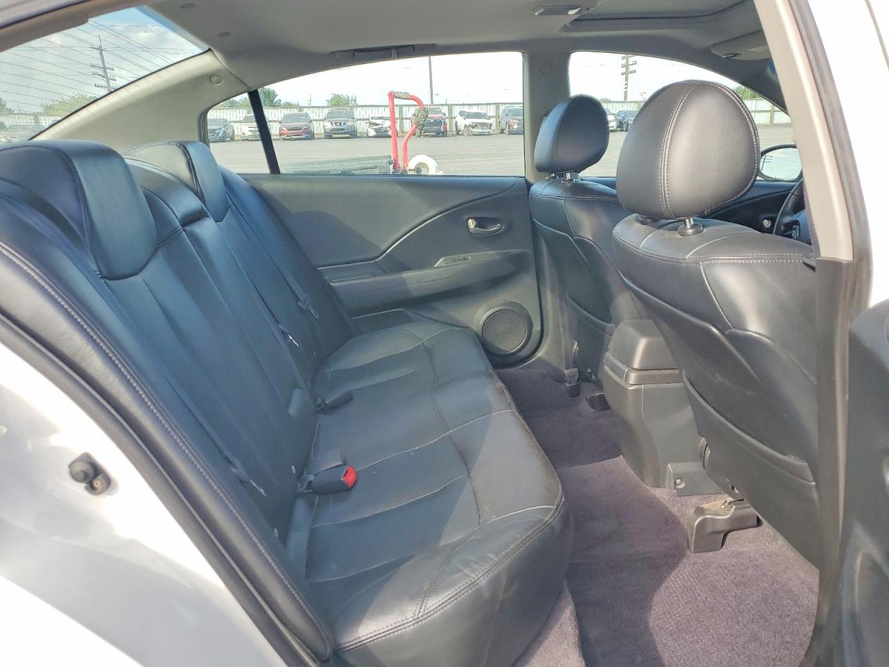 2002 Nissan Altima 2.5 White vin: 1N4AL11D32C147133