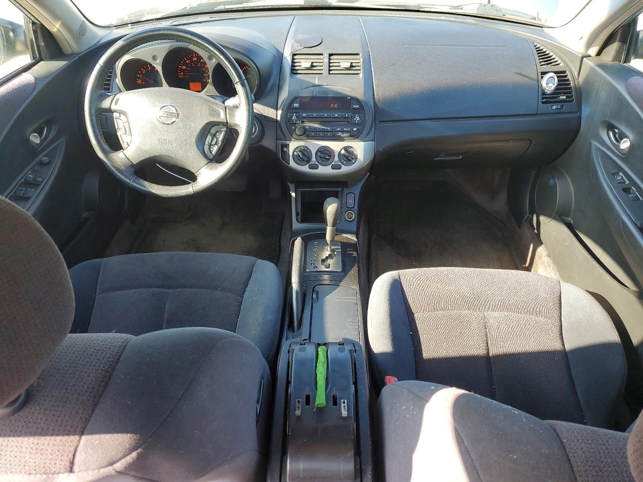2002 Nissan Altima 2.5 Silver vin: 1N4AL11D32C291846