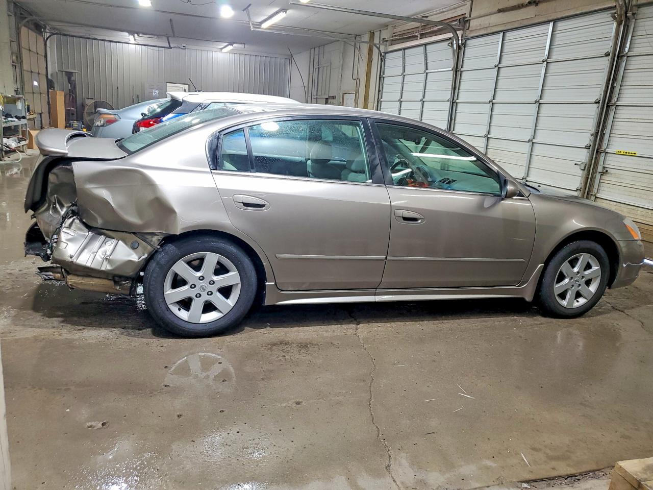 2003 Nissan Altima 2.5 Tan vin: 1N4AL11D33C108348