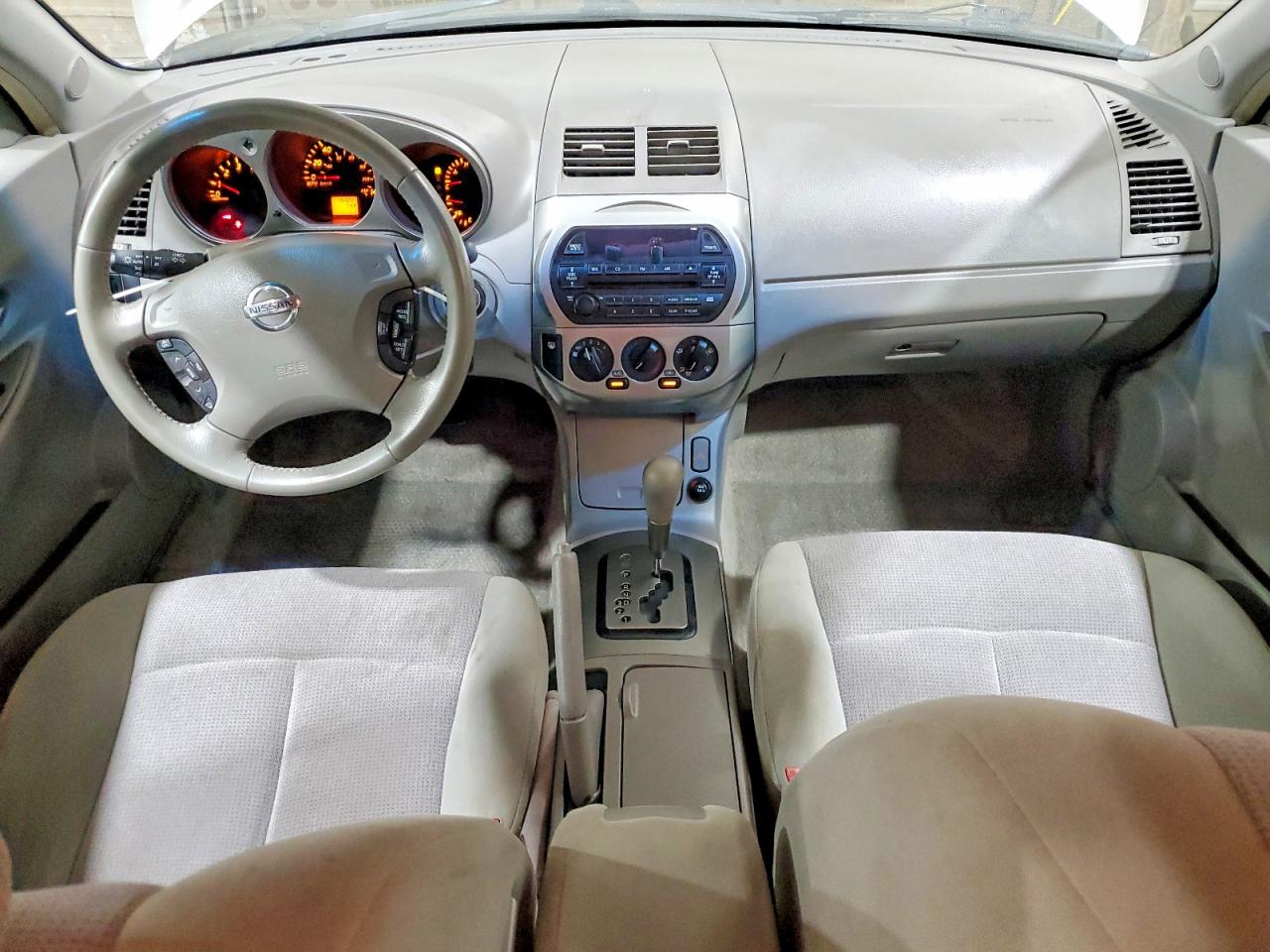 2003 Nissan Altima 2.5 Tan vin: 1N4AL11D33C108348