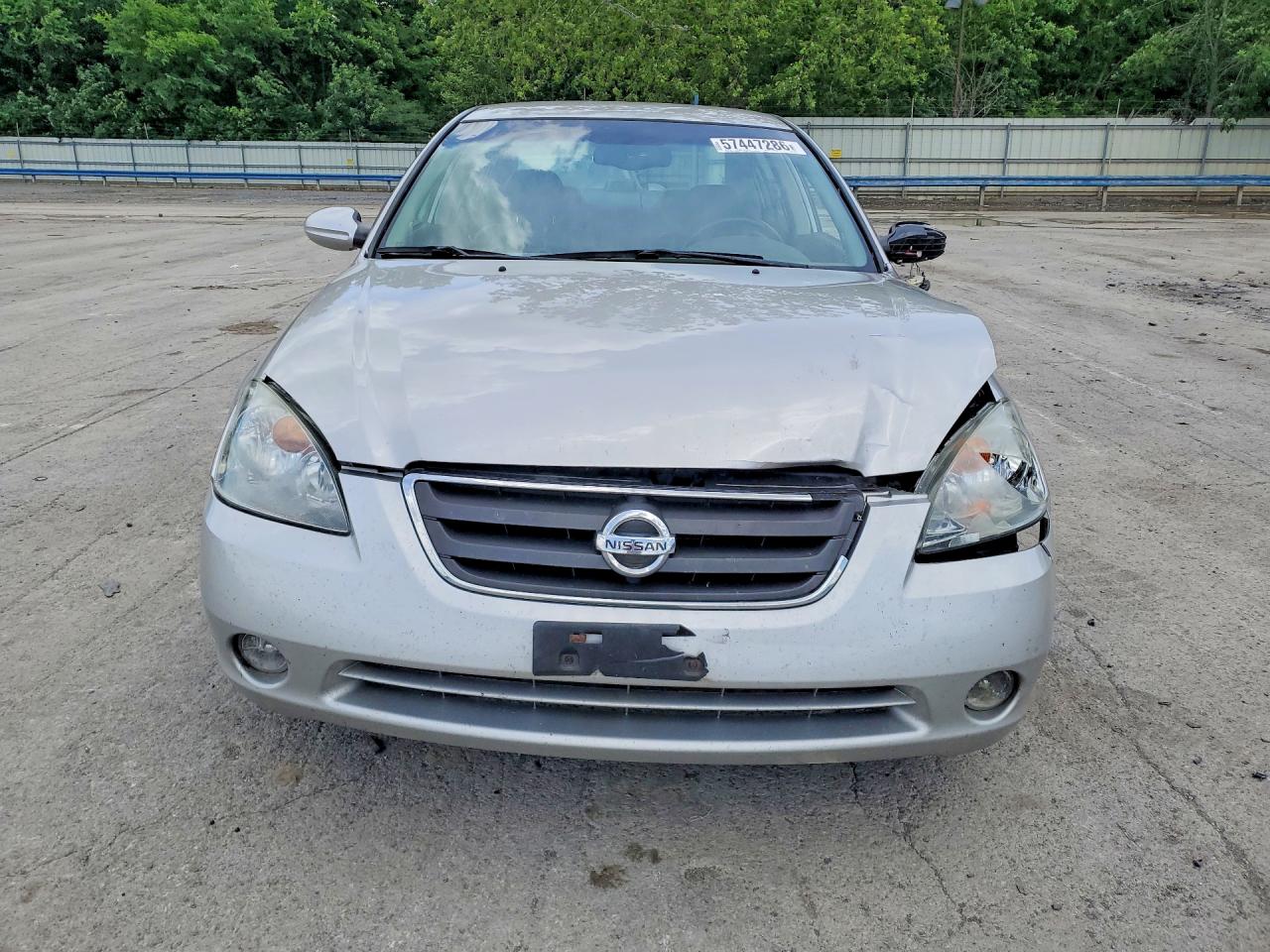 2003 Nissan Altima 2.5 Silver vin: 1N4AL11D33C174656