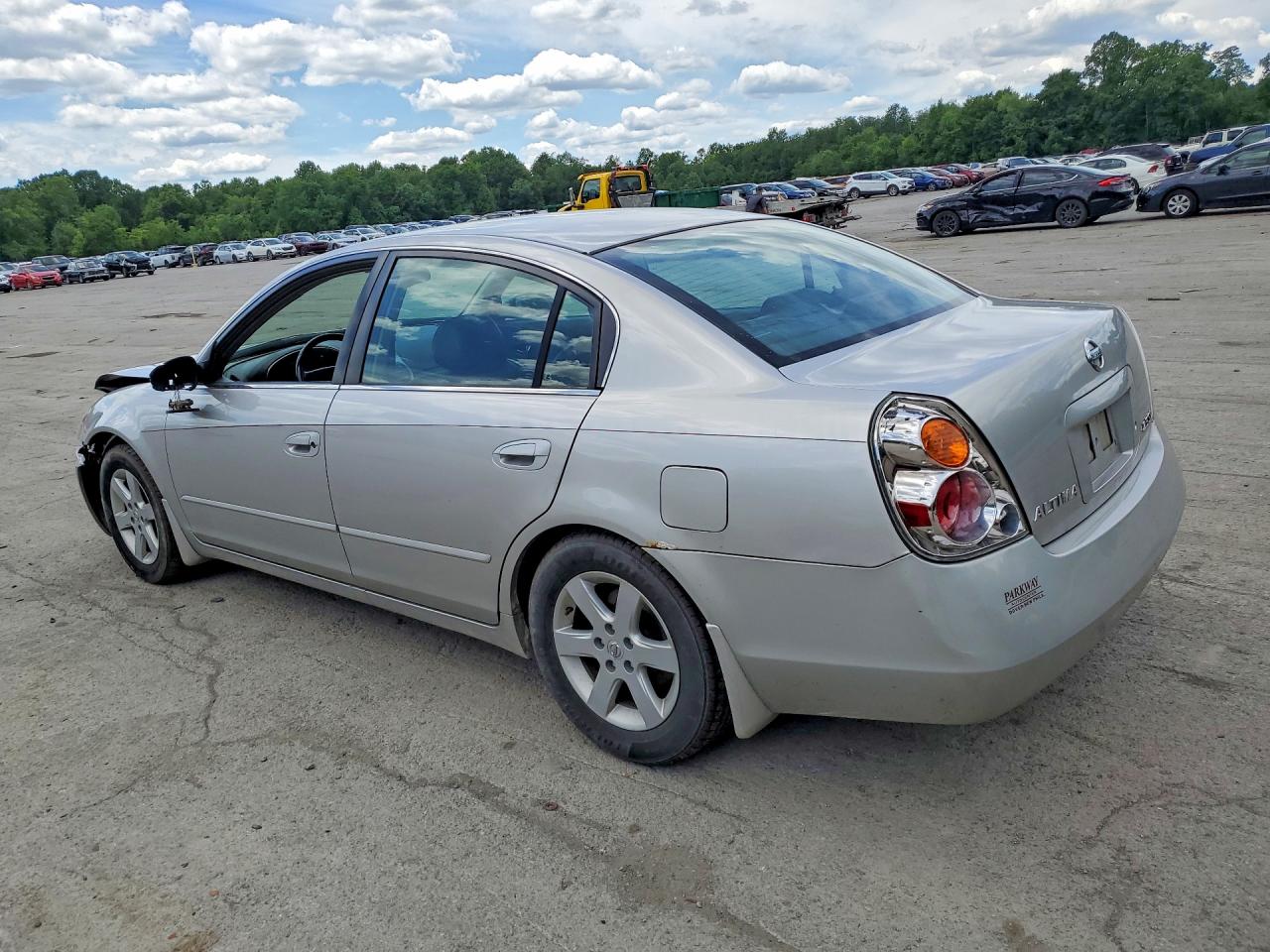 2003 Nissan Altima 2.5 Silver vin: 1N4AL11D33C174656