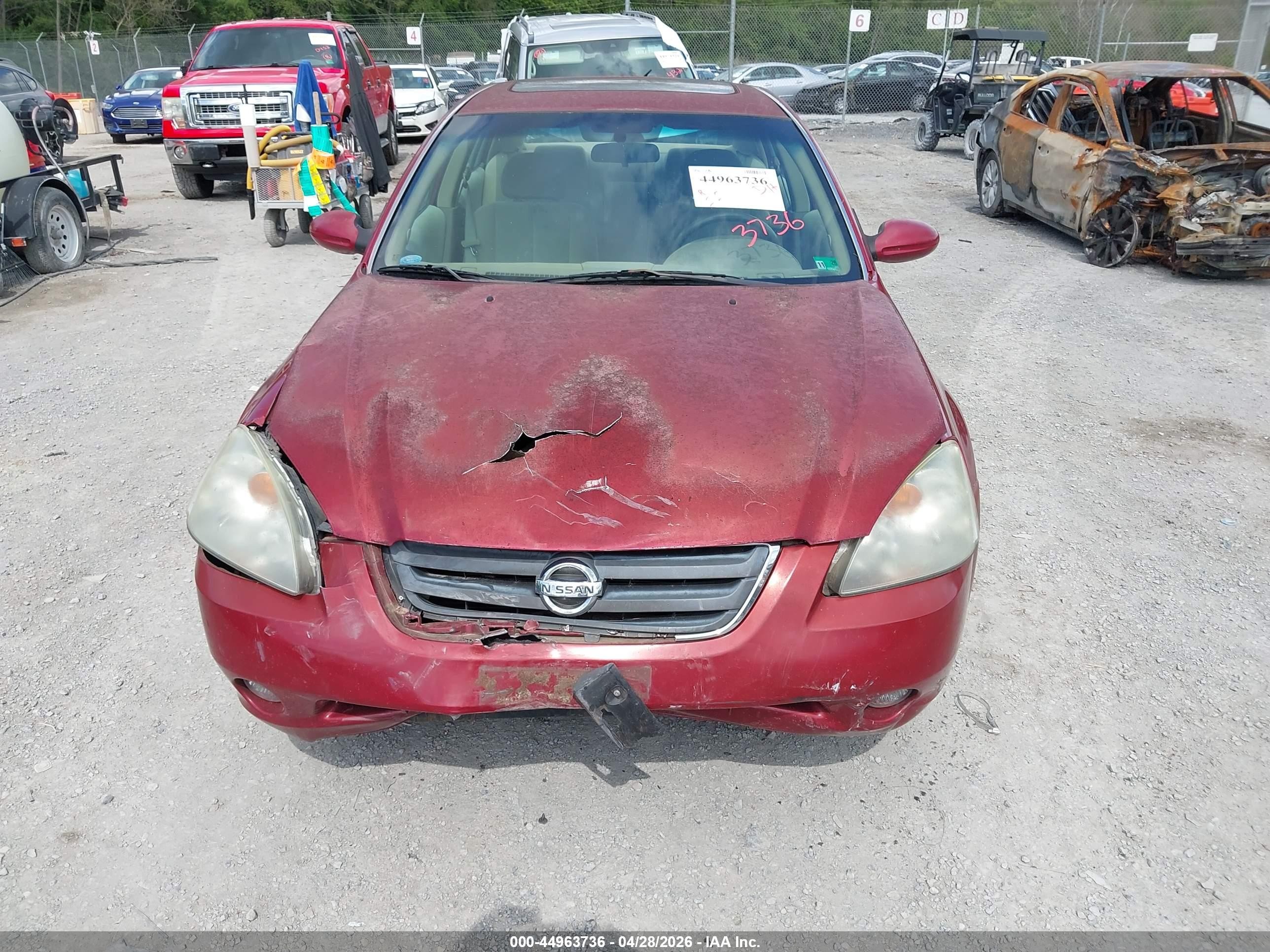 2003 Nissan Altima 2.5 S Burgundy vin: 1N4AL11D33C228683
