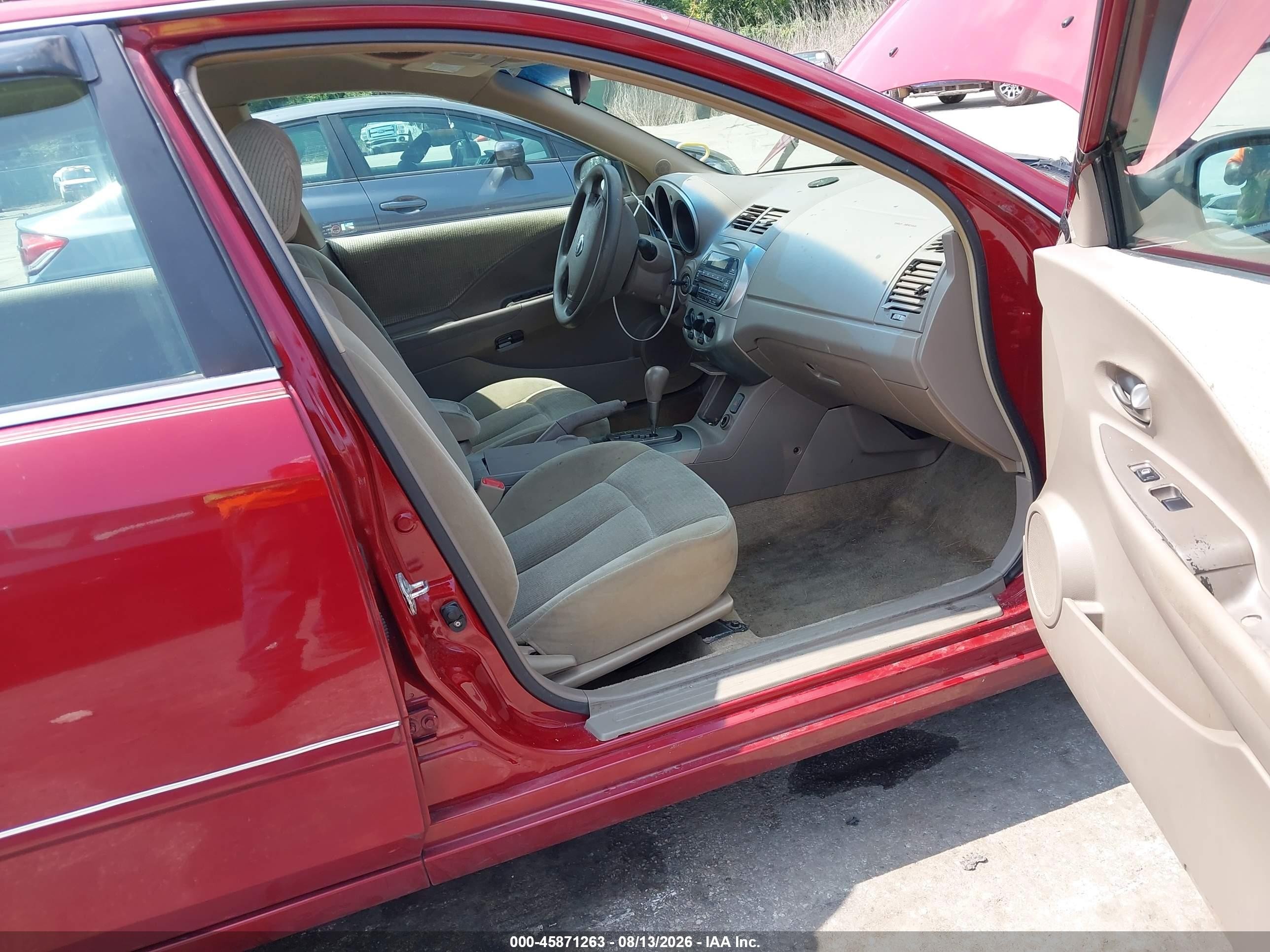 2003 Nissan Altima 2.5 S Red vin: 1N4AL11D33C311546
