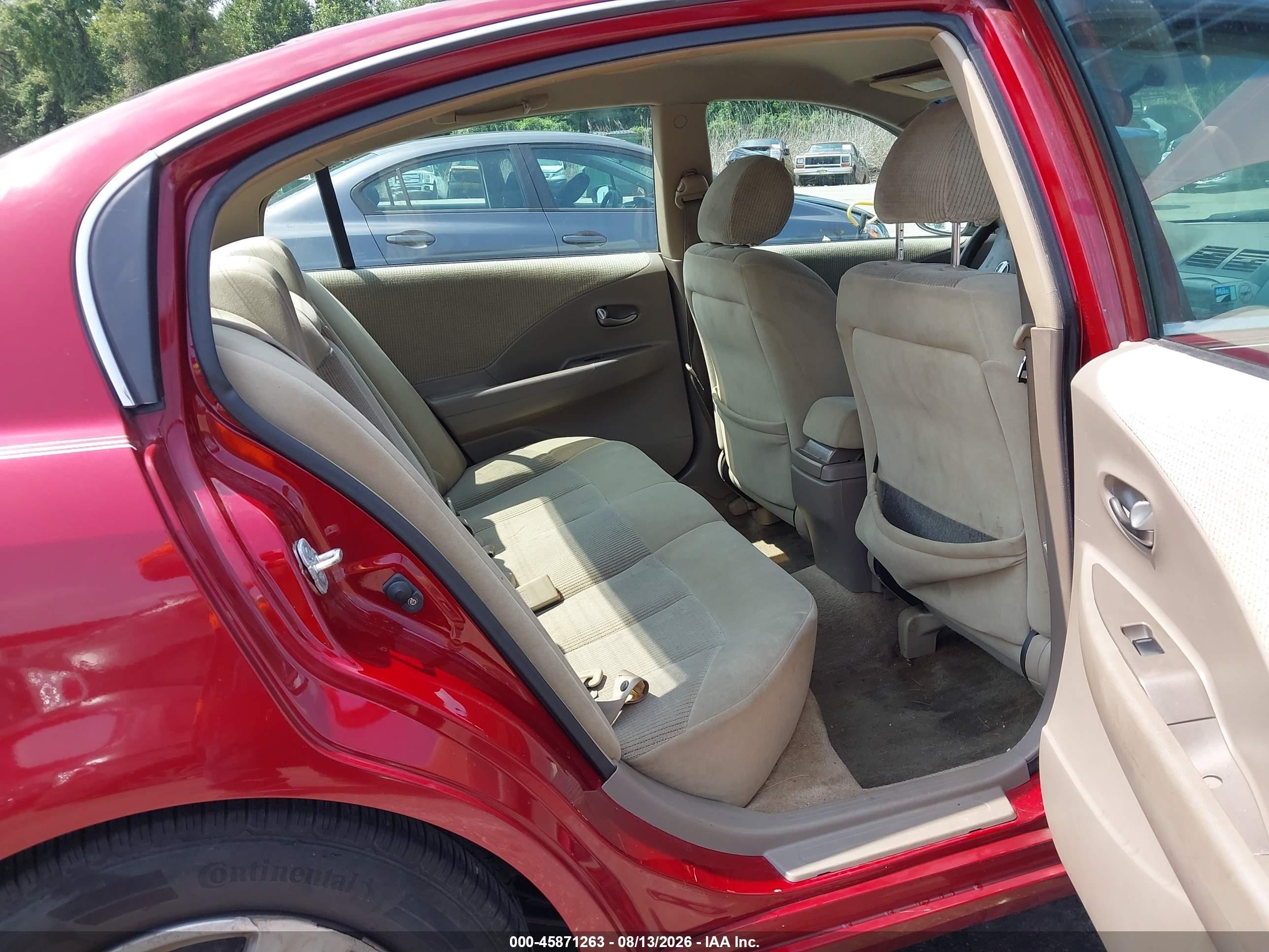 2003 Nissan Altima 2.5 S Red vin: 1N4AL11D33C311546