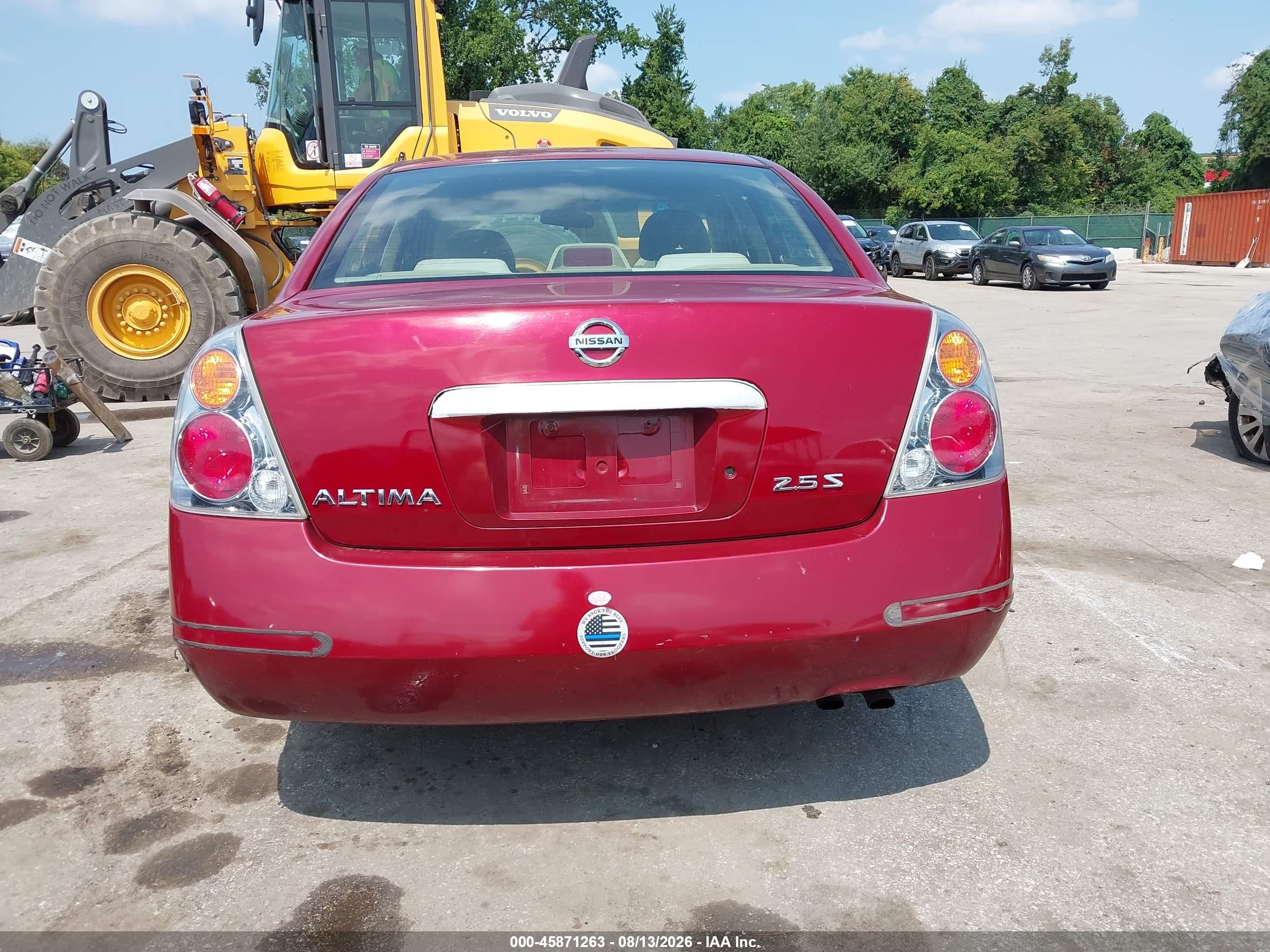 2003 Nissan Altima 2.5 S Red vin: 1N4AL11D33C311546