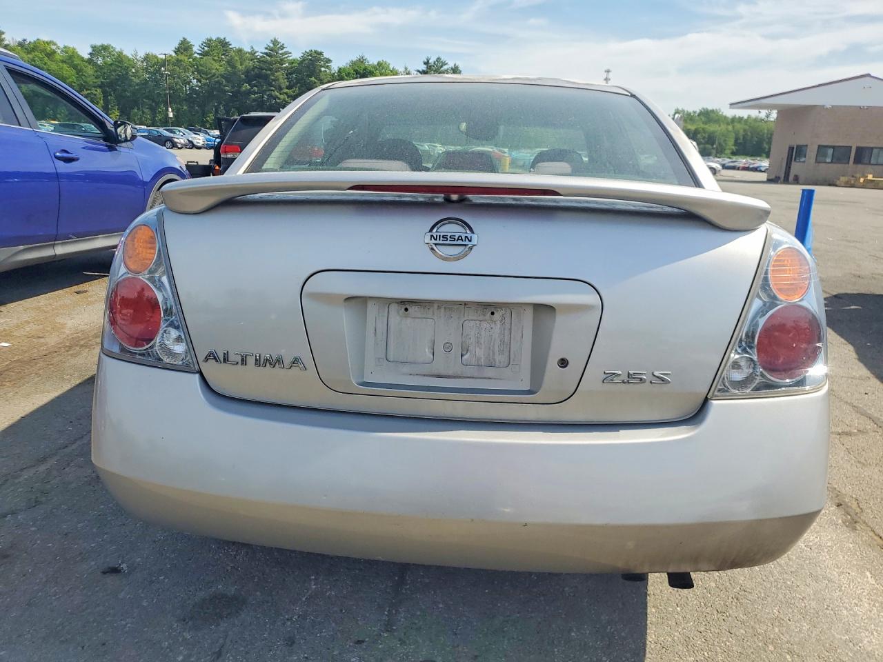 2004 Nissan Altima 2.5 Silver vin: 1N4AL11D34C192981