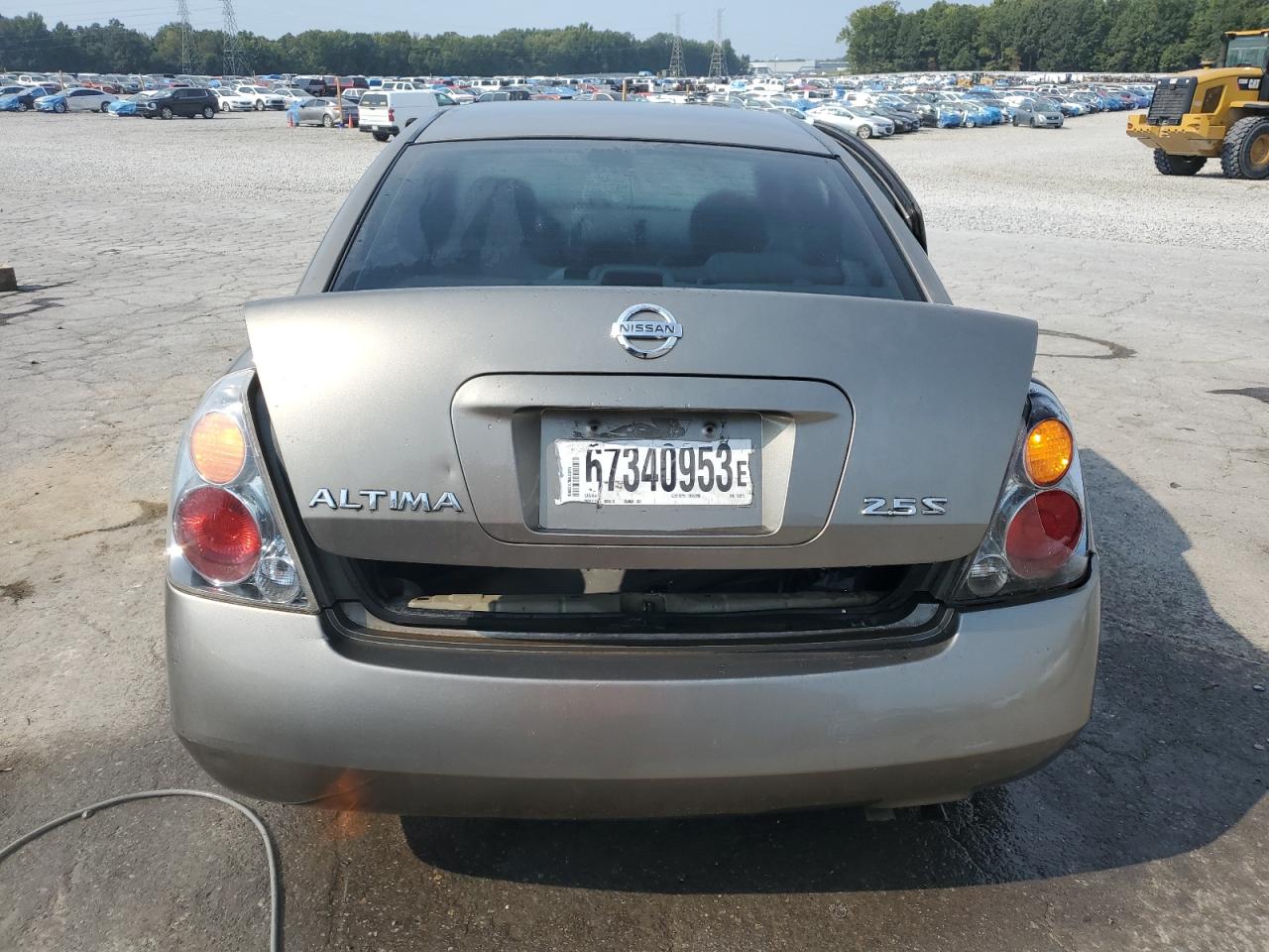 2005 Nissan Altima 2.5 Бежевый vin: 1N4AL11D35C125315