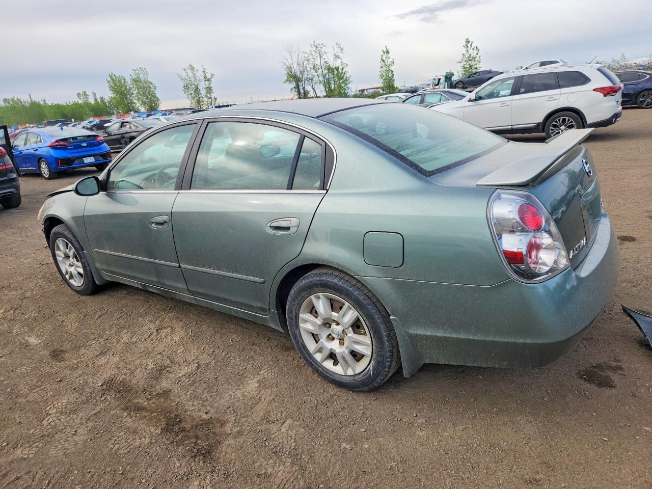 2005 Nissan Altima 2.5 Green vin: 1N4AL11D35C178077
