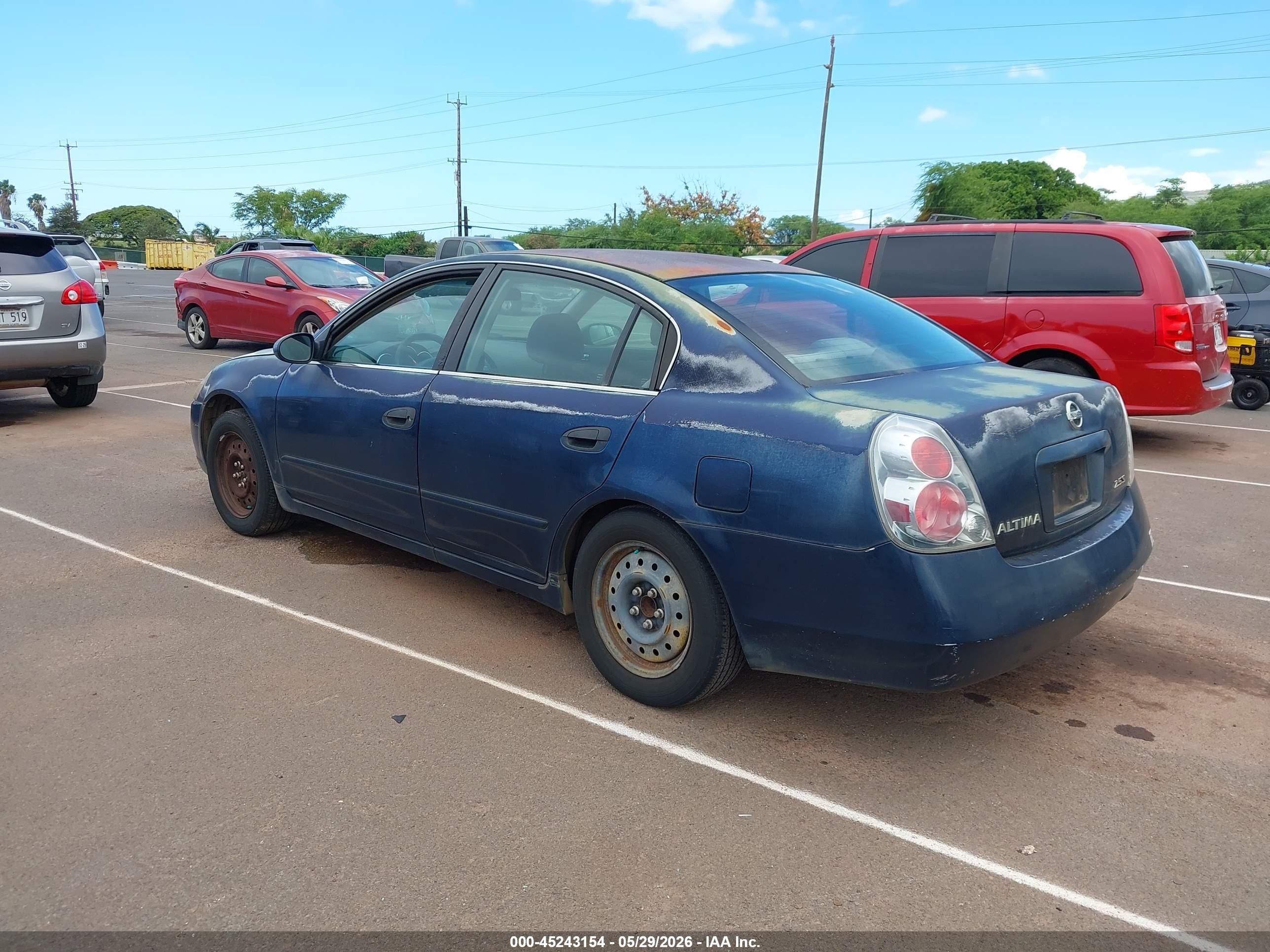2005 Nissan Altima 2.5 S Blue vin: 1N4AL11D35C231523