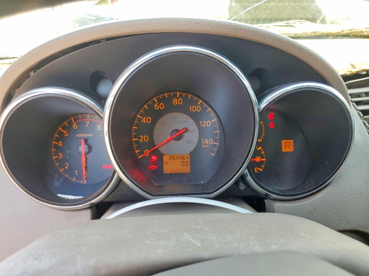 2005 Nissan Altima 2.5 Gold vin: 1N4AL11D35C278437