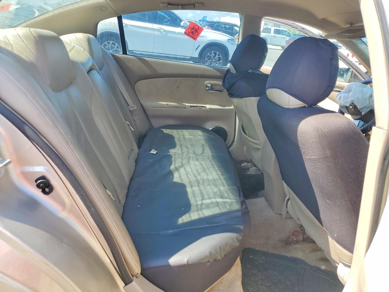 2005 Nissan Altima 2.5 Gold vin: 1N4AL11D35C278437