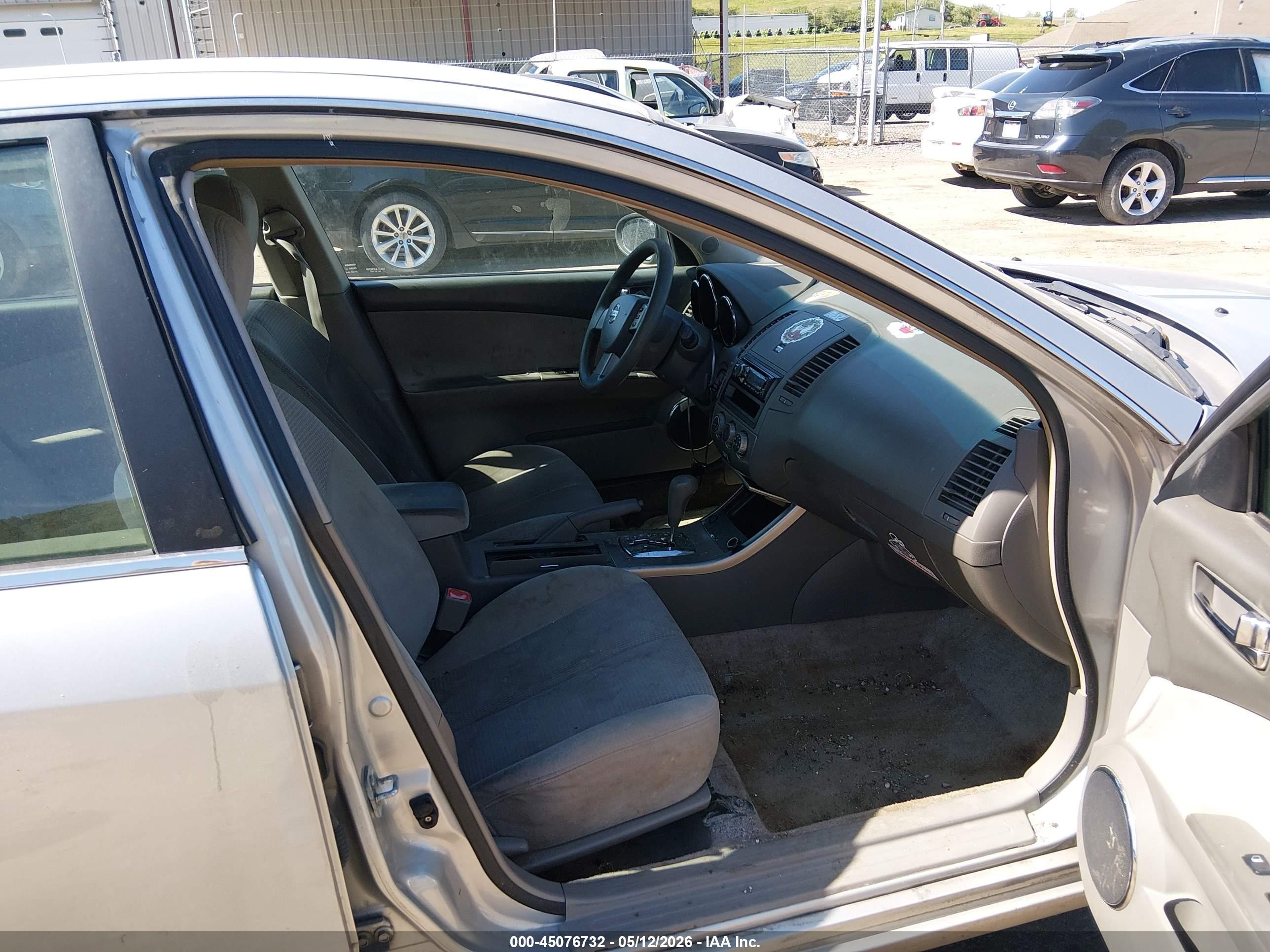 2005 Nissan Altima 2.5 S Silver vin: 1N4AL11D35C343058