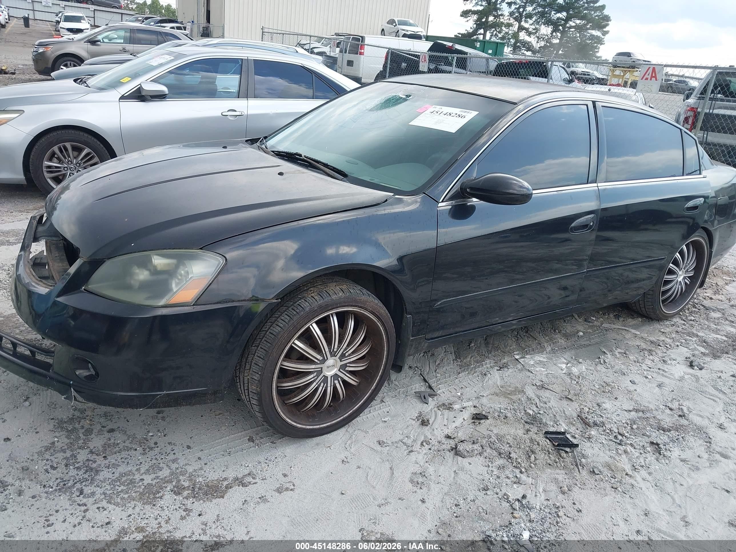 2005 Nissan Altima 2.5 S Black vin: 1N4AL11D35C386511
