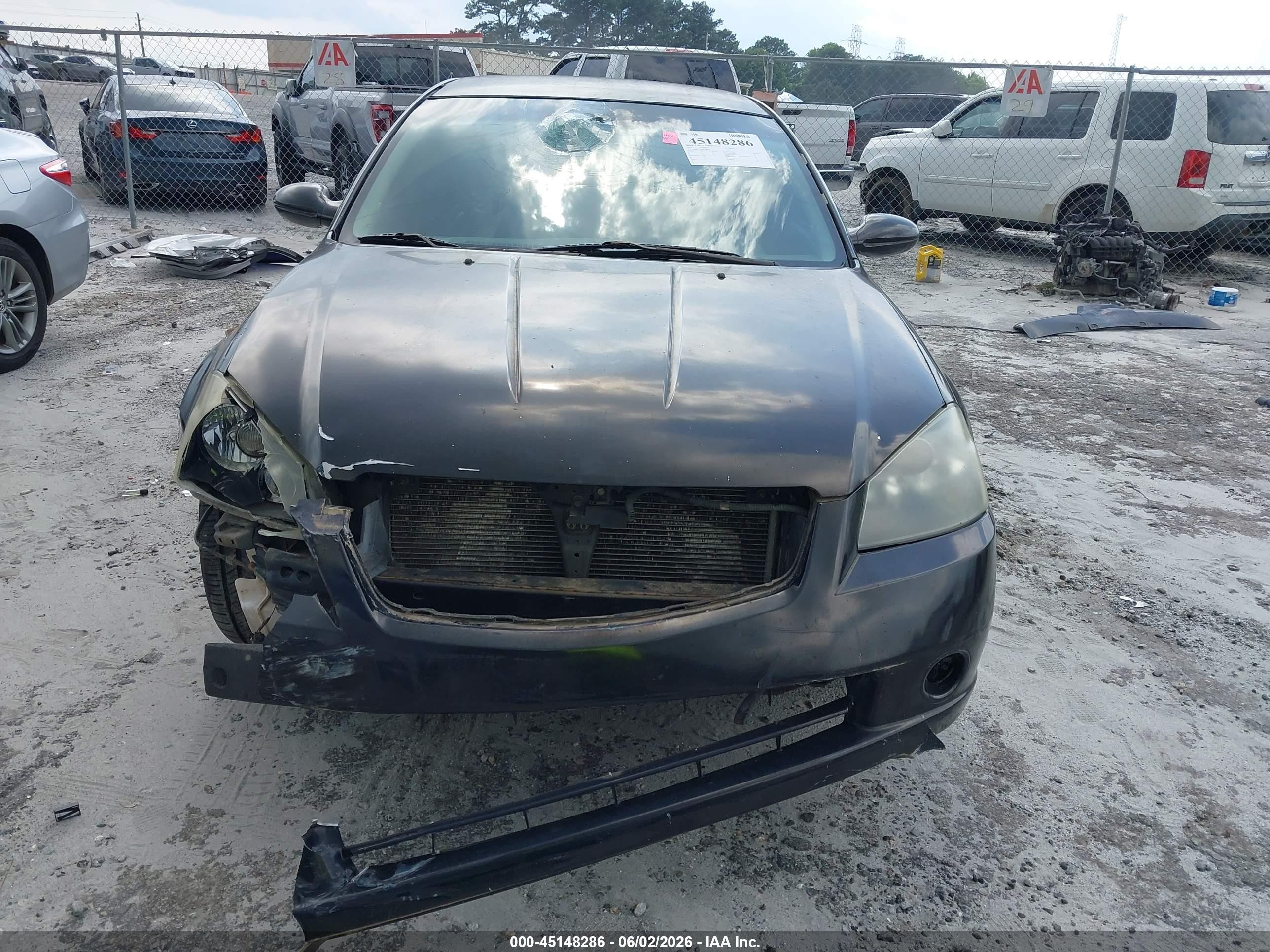 2005 Nissan Altima 2.5 S Black vin: 1N4AL11D35C386511