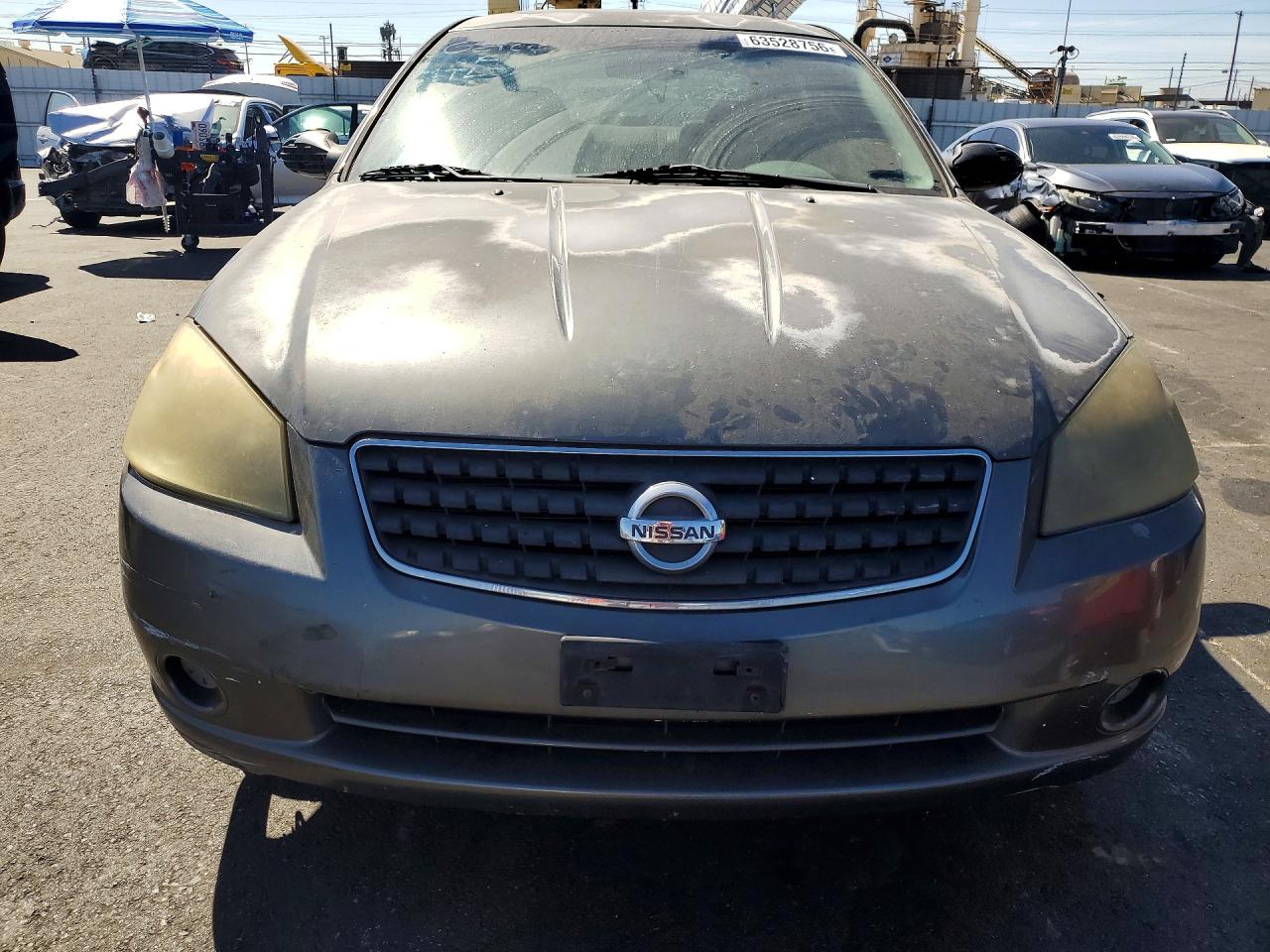 2005 Nissan Altima 2.5 Gray vin: 1N4AL11D35N431306