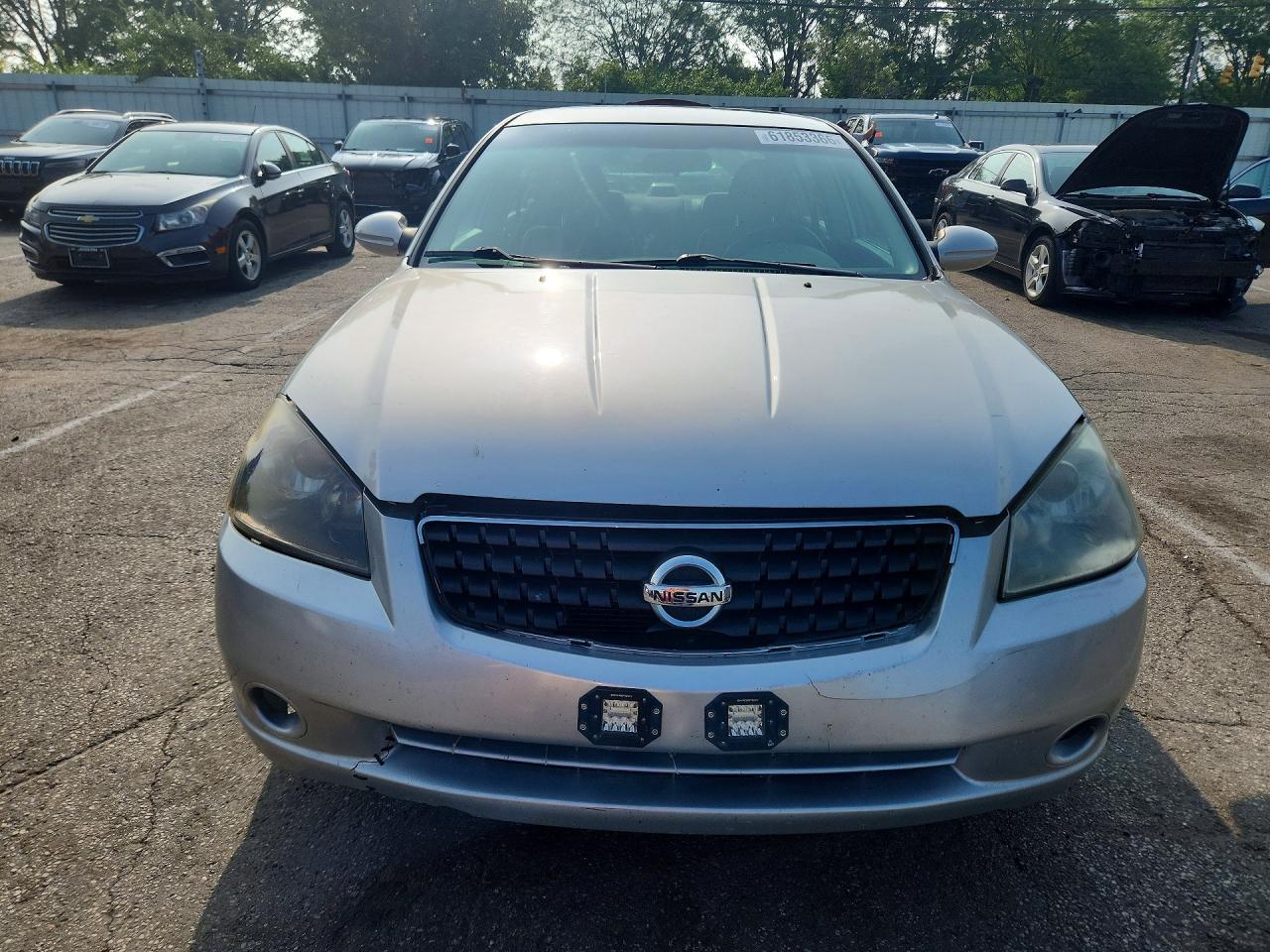 2005 Nissan Altima 2.5 Silver vin: 1N4AL11D35N495930