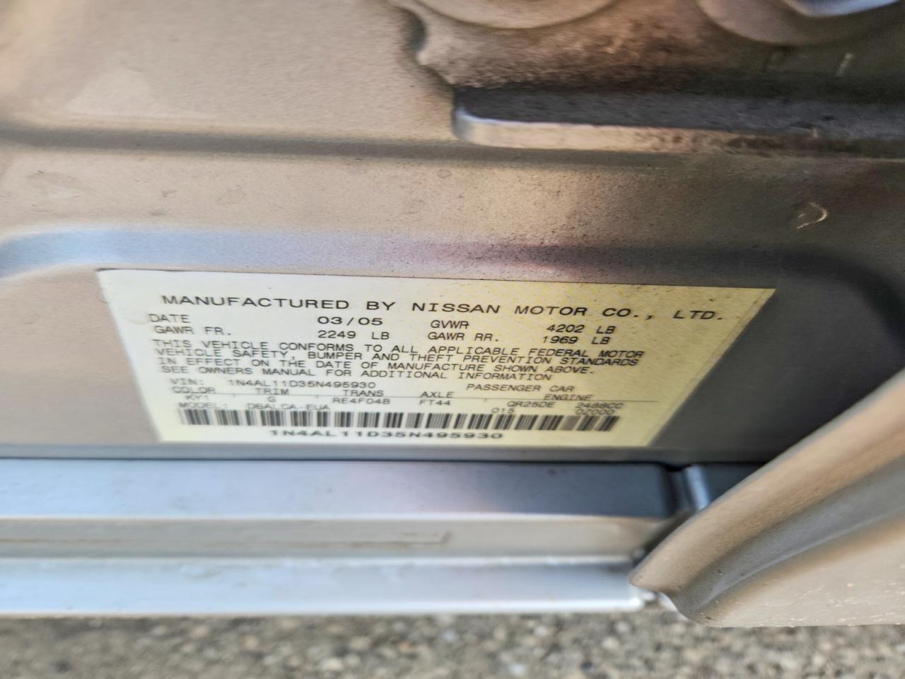 2005 Nissan Altima 2.5 Silver vin: 1N4AL11D35N495930