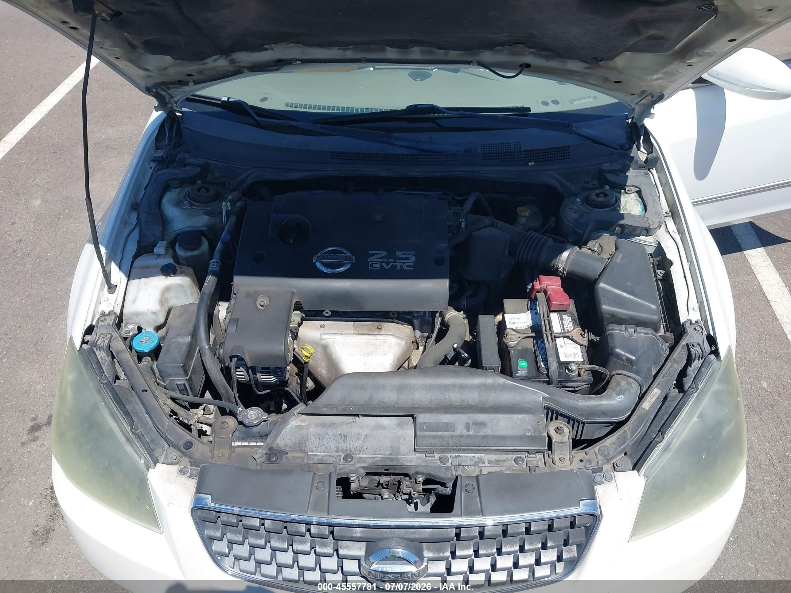 2005 Nissan Altima 2.5 S White vin: 1N4AL11D35N915556