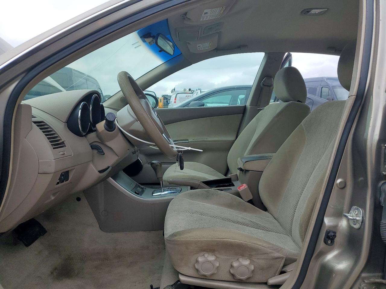 2006 Nissan Altima 2.5 Желто-коричневый vin: 1N4AL11D36C181336