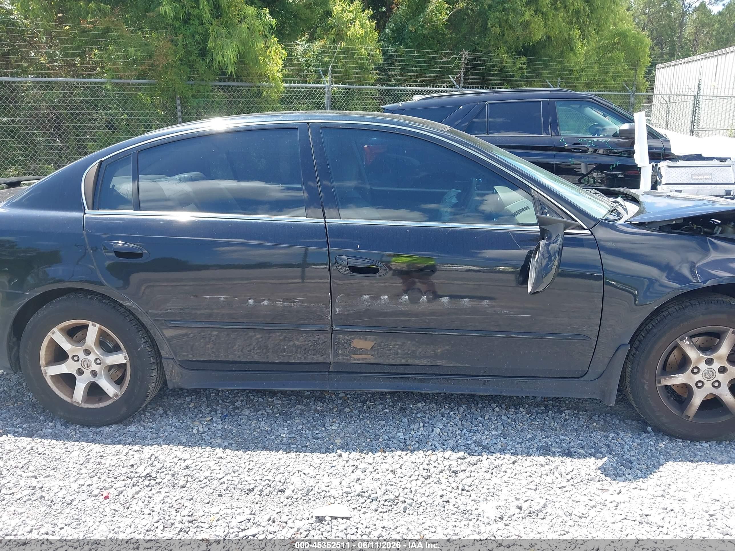 2006 Nissan Altima 2.5 S Black vin: 1N4AL11D36N385073
