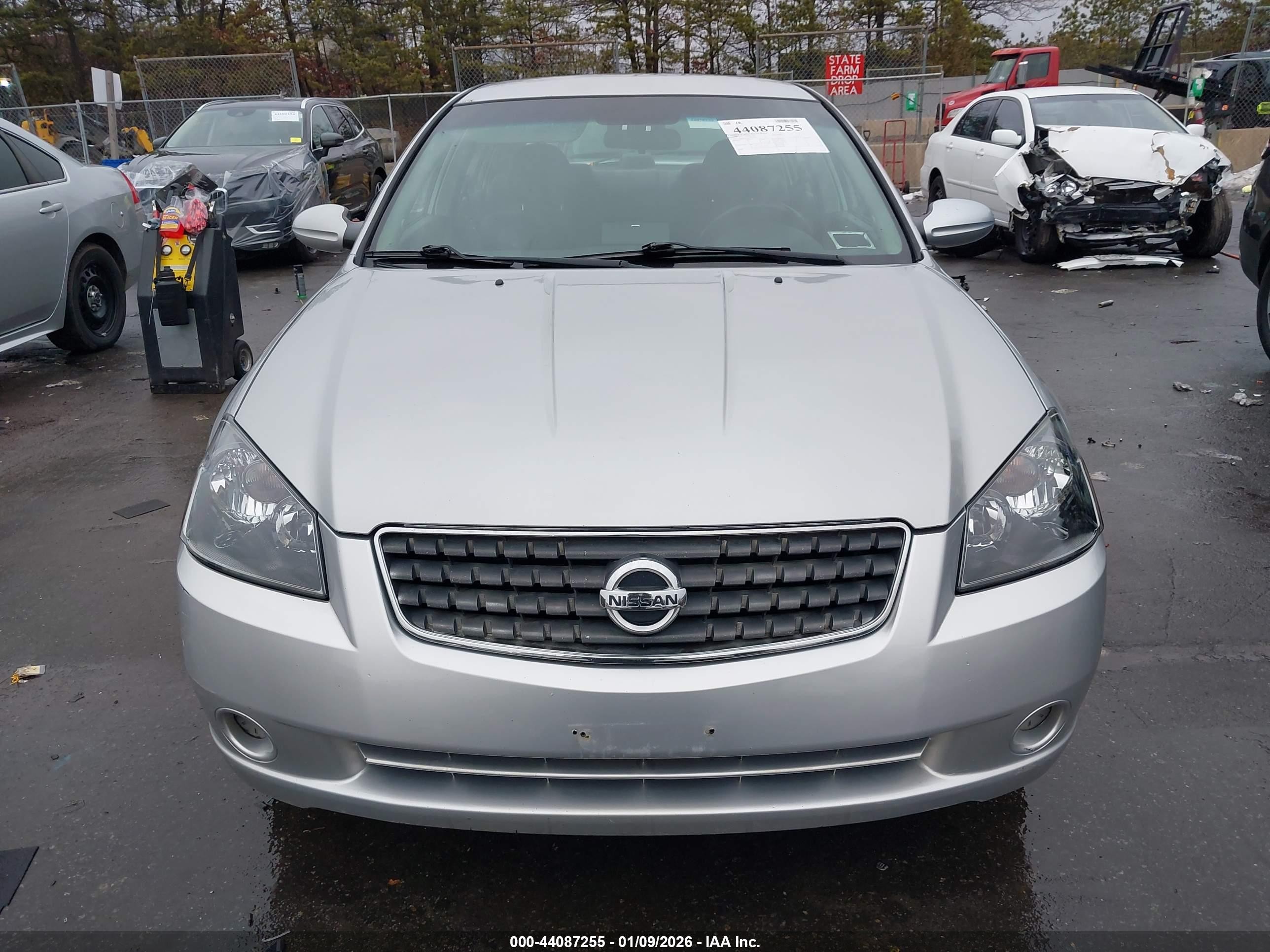2006 Nissan Altima 2.5 S Серебряный vin: 1N4AL11D36N429735