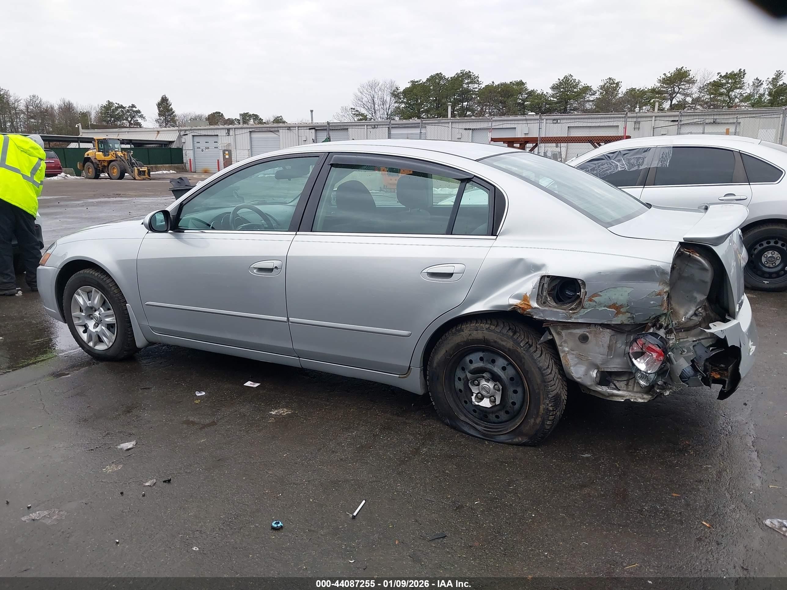 2006 Nissan Altima 2.5 S Серебряный vin: 1N4AL11D36N429735