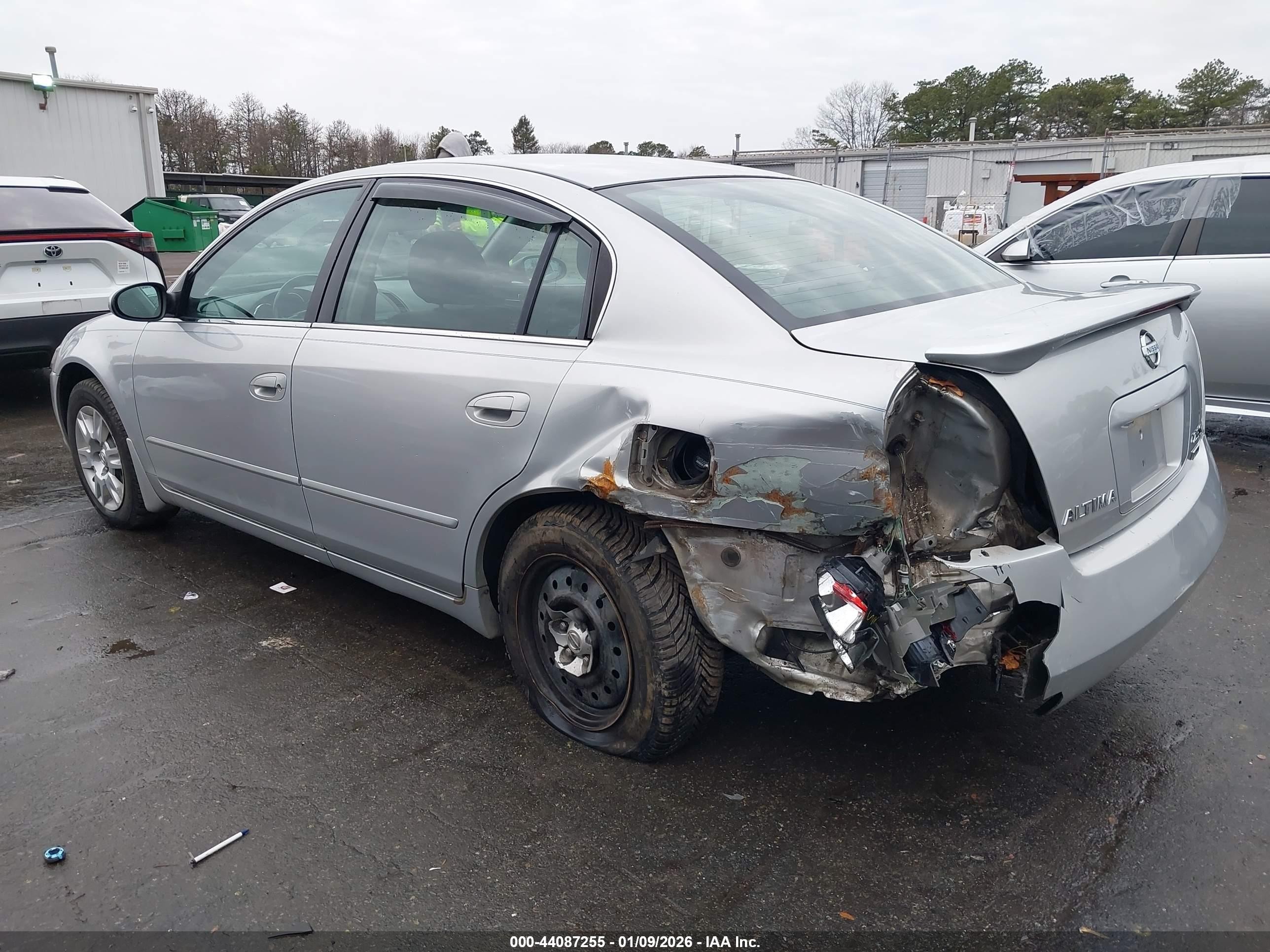2006 Nissan Altima 2.5 S Серебряный vin: 1N4AL11D36N429735