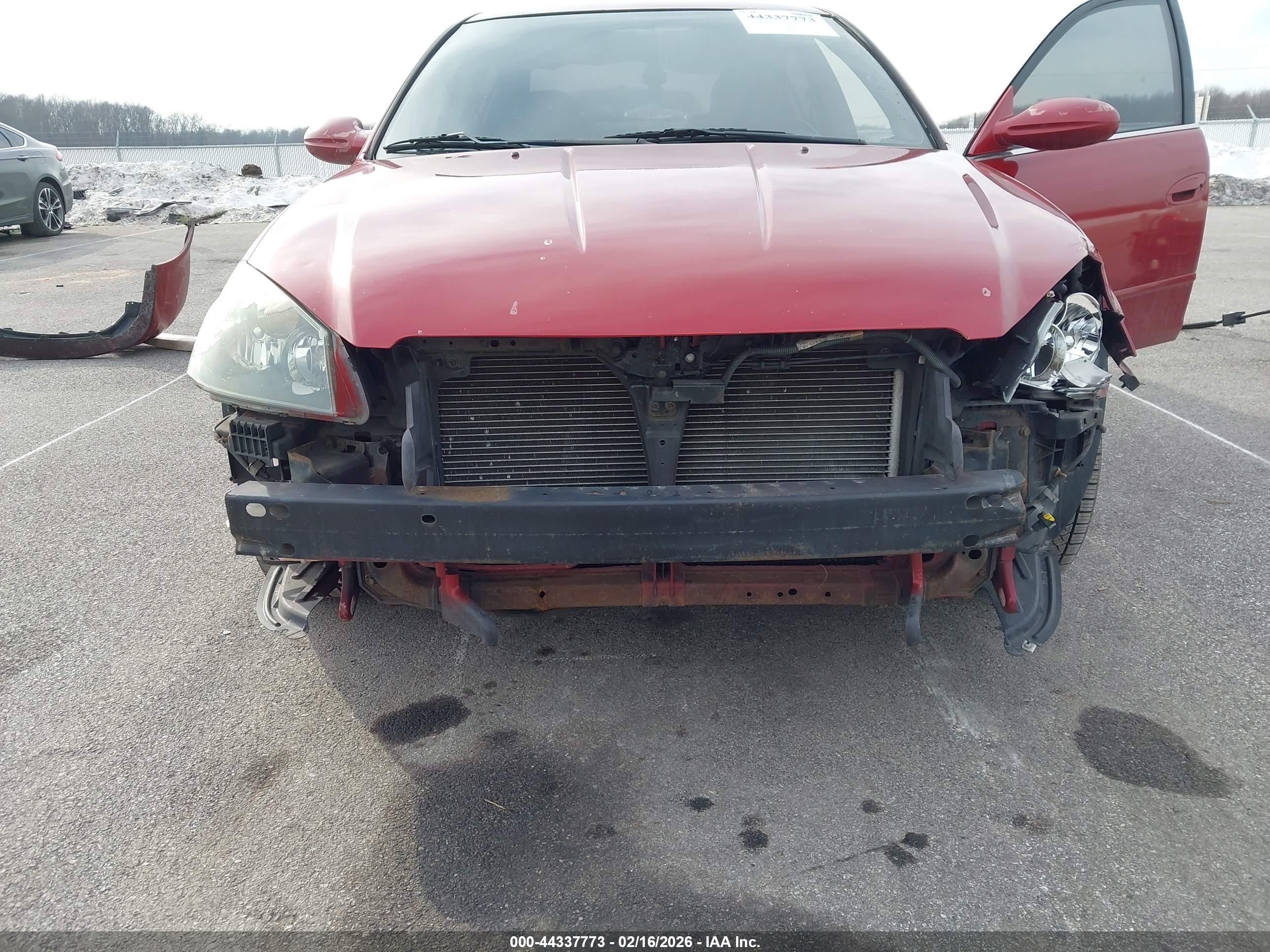 2006 Nissan Altima 2.5 S Red vin: 1N4AL11D36N460404