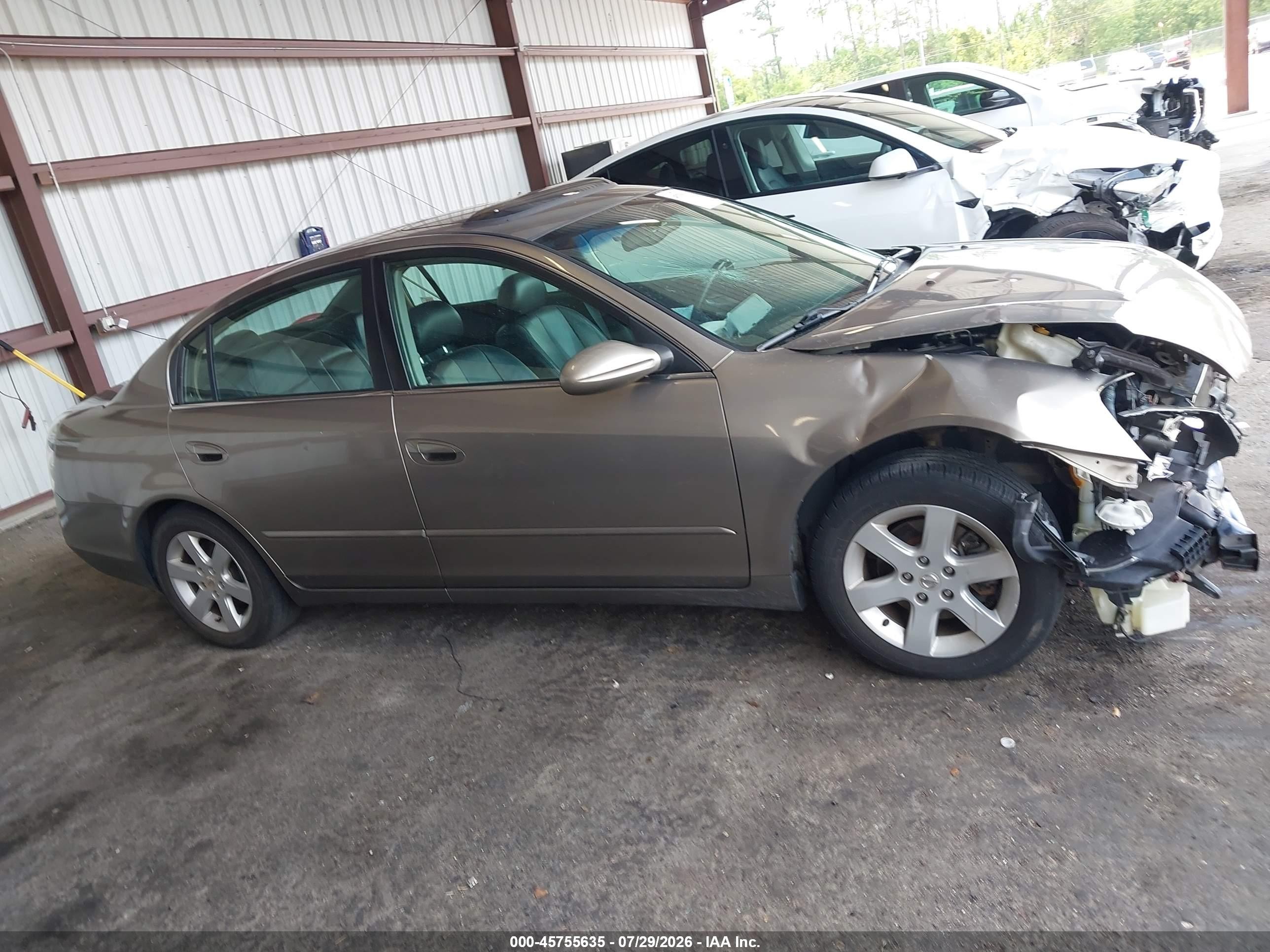 2002 Nissan Altima 2.5 Sl Gold vin: 1N4AL11D42C134178
