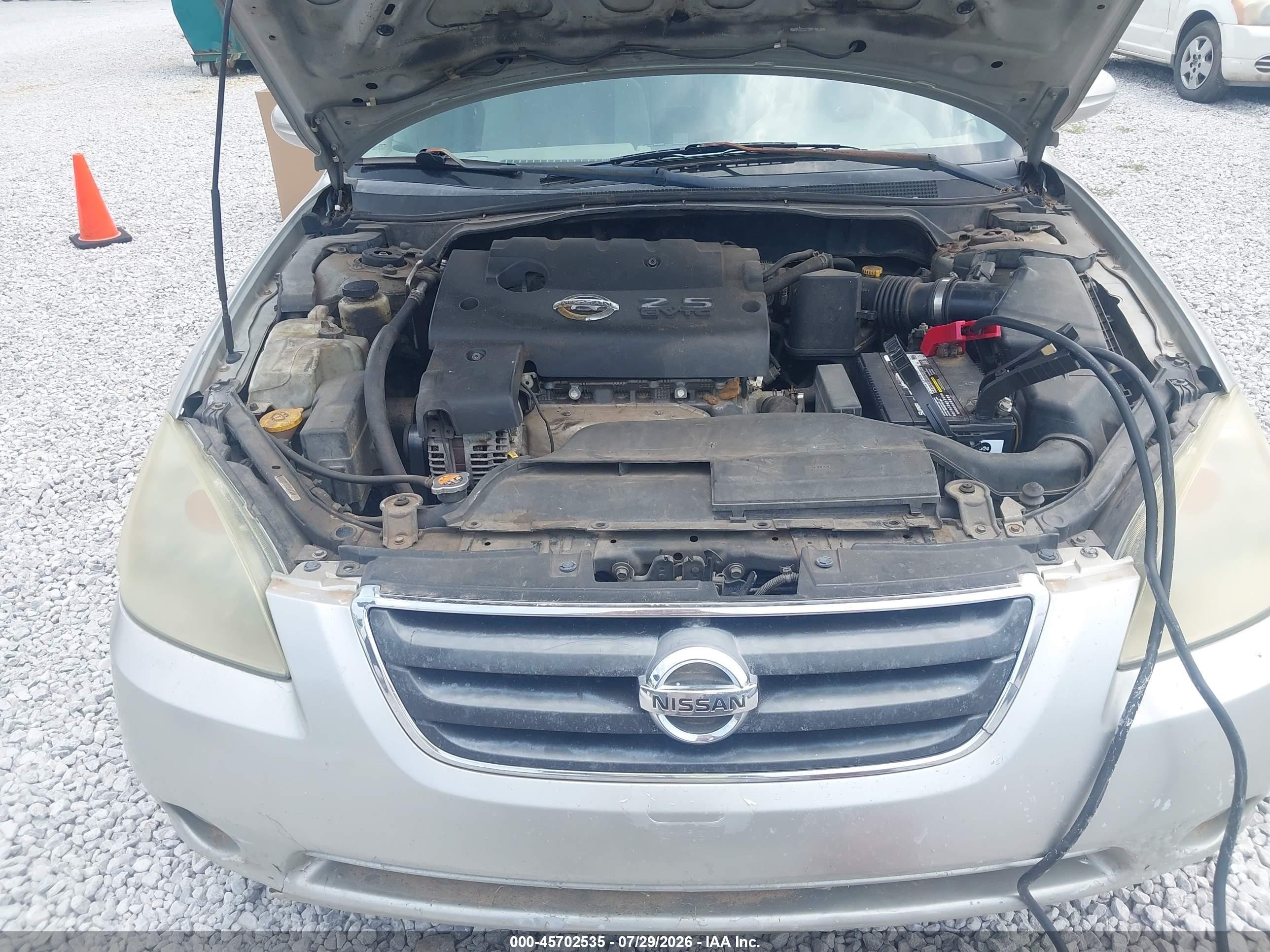 2003 Nissan Altima 2.5 S Silver vin: 1N4AL11D43C107709