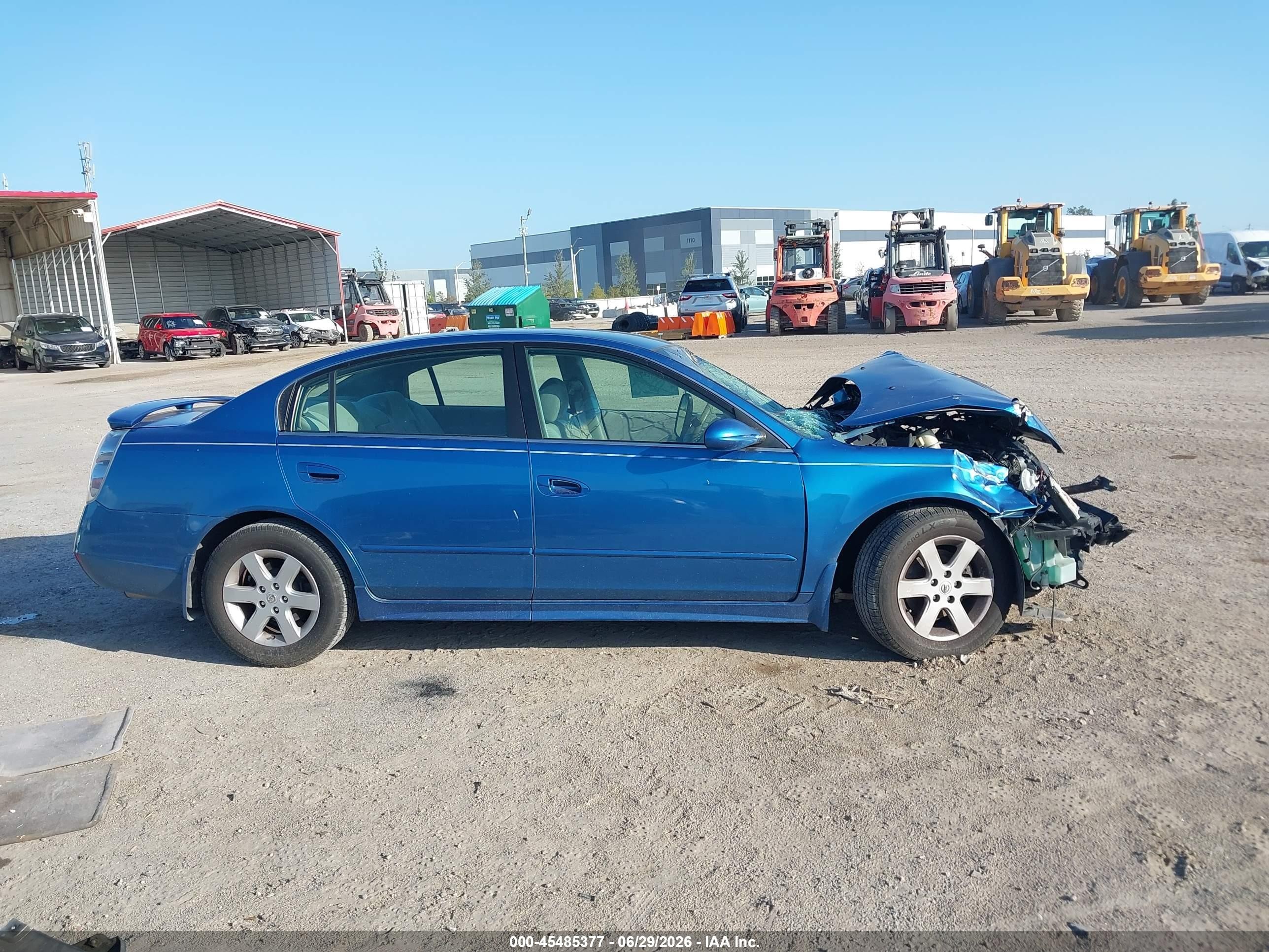 2003 Nissan Altima 2.5 S Blue vin: 1N4AL11D43C190574