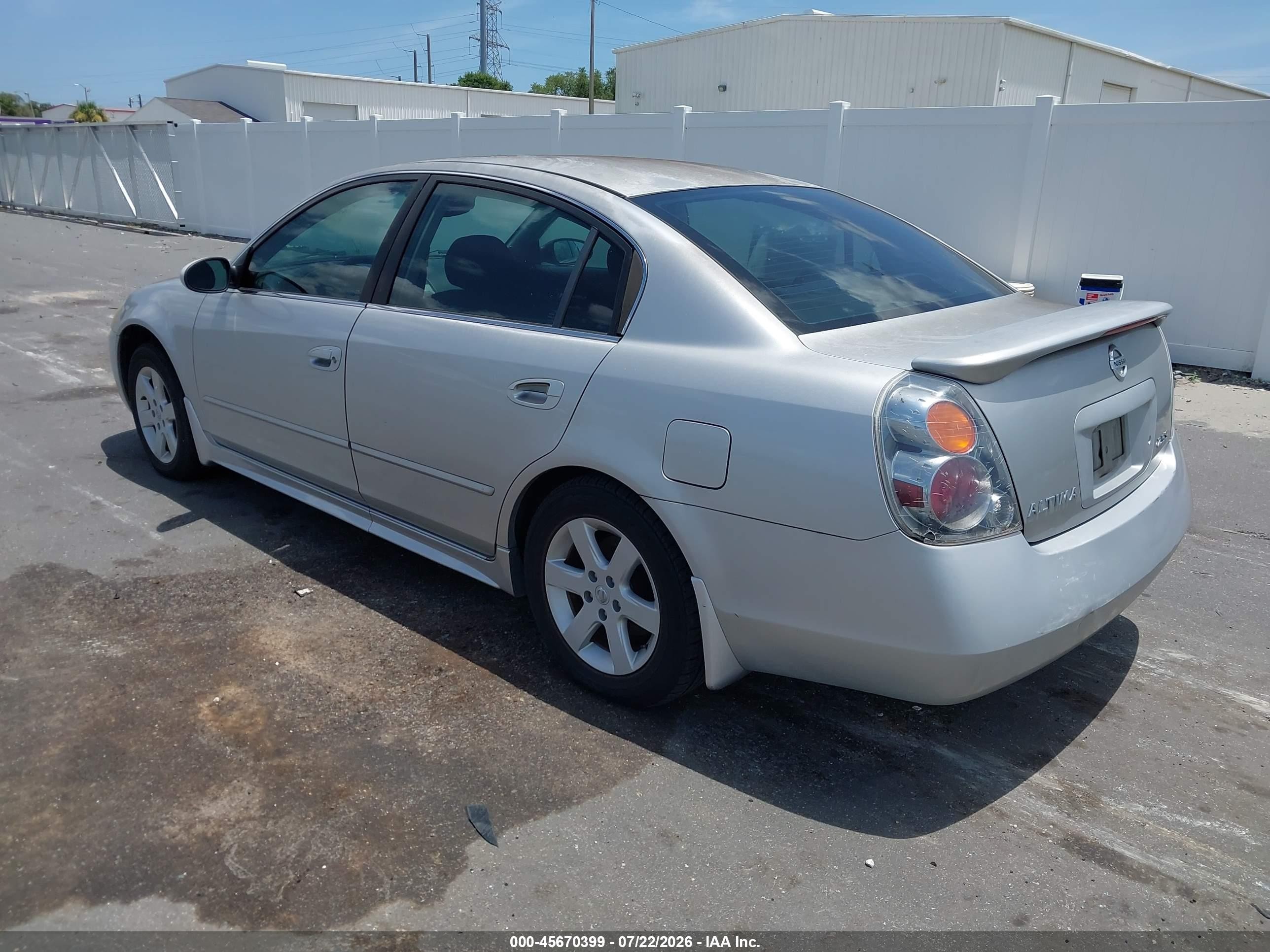 2003 Nissan Altima 2.5 S Silver vin: 1N4AL11D43C309689