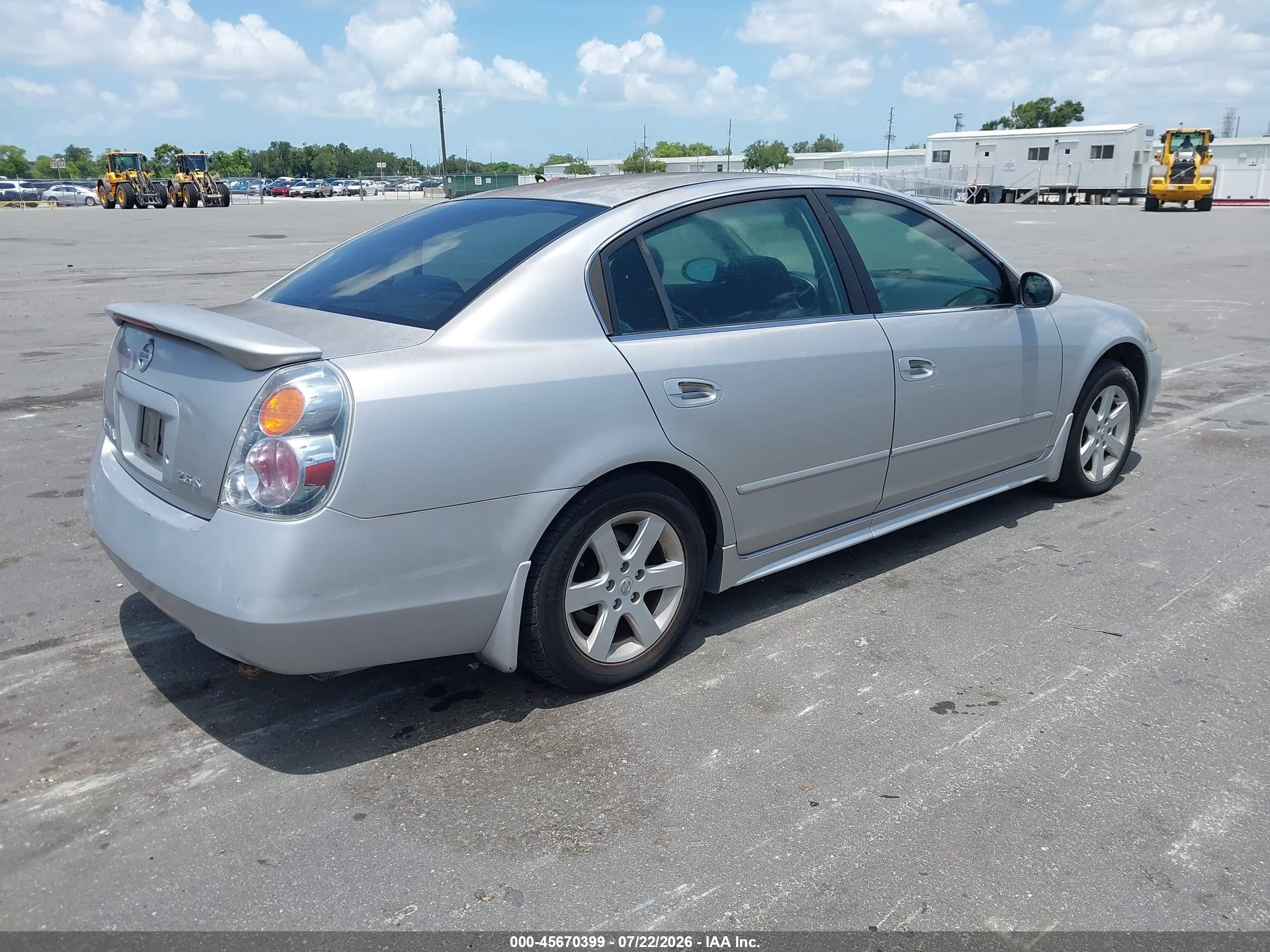 2003 Nissan Altima 2.5 S Silver vin: 1N4AL11D43C309689