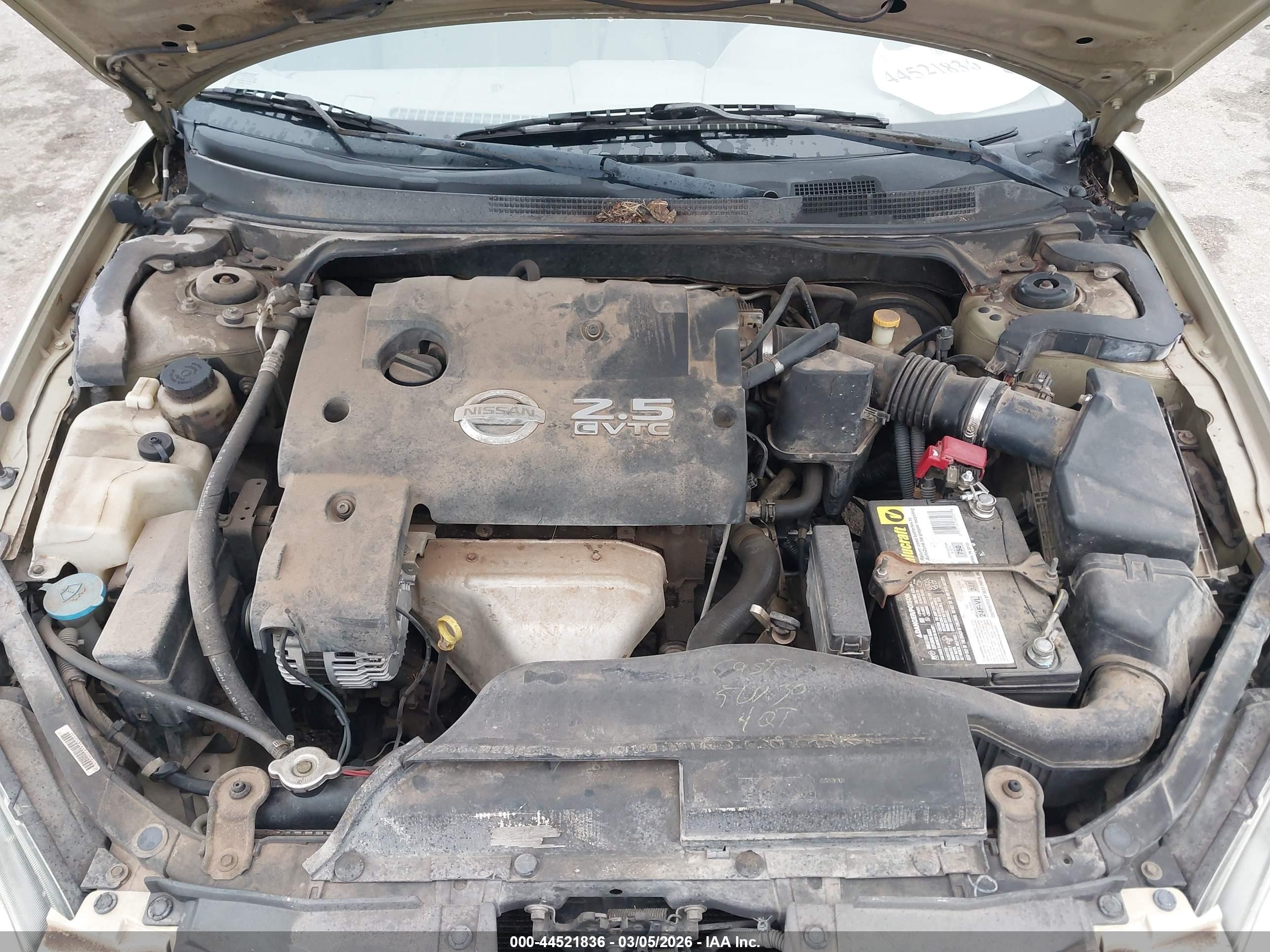 2004 Nissan Altima 2.5 S Gold vin: 1N4AL11D44C122776