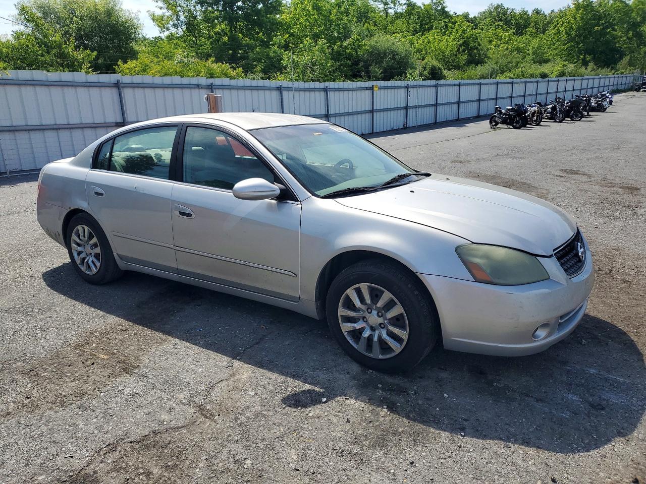 2005 Nissan Altima 2.5 Tan vin: 1N4AL11D45C118261