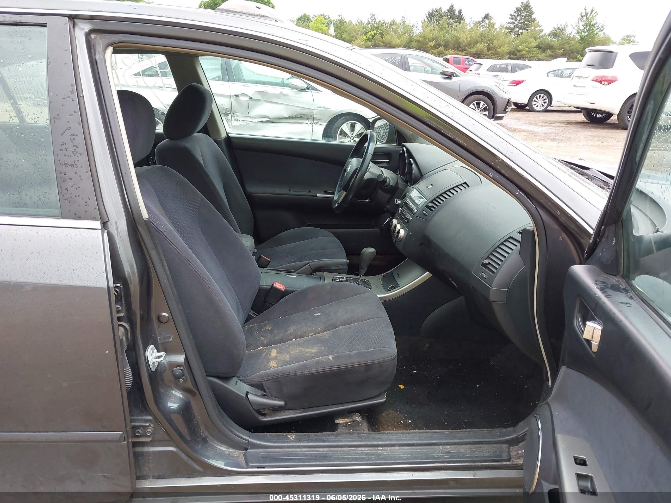 2005 Nissan Altima 2.5 S Серый vin: 1N4AL11D45C267981