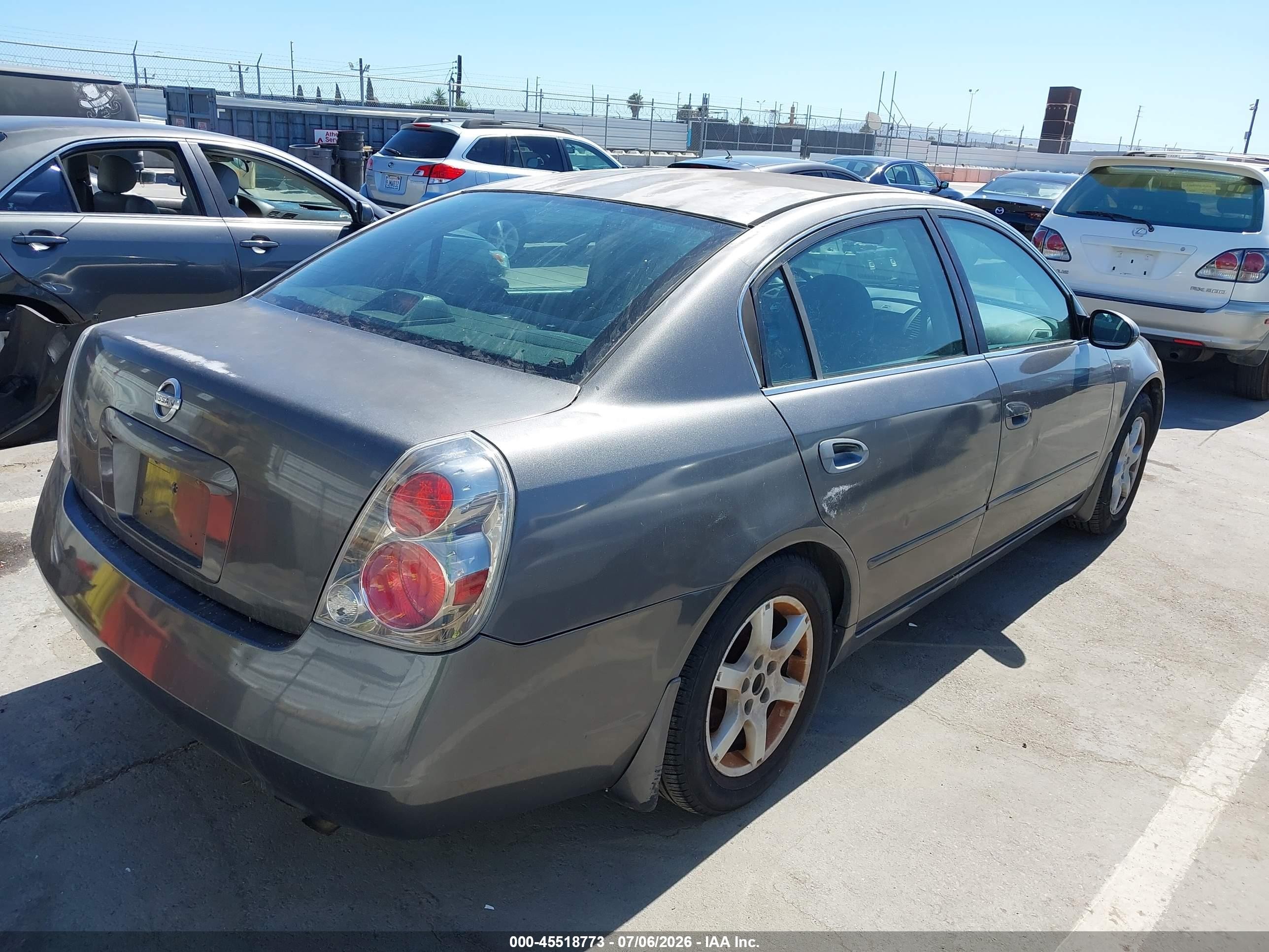 2005 Nissan Altima 2.5 S Gray vin: 1N4AL11D45N427779