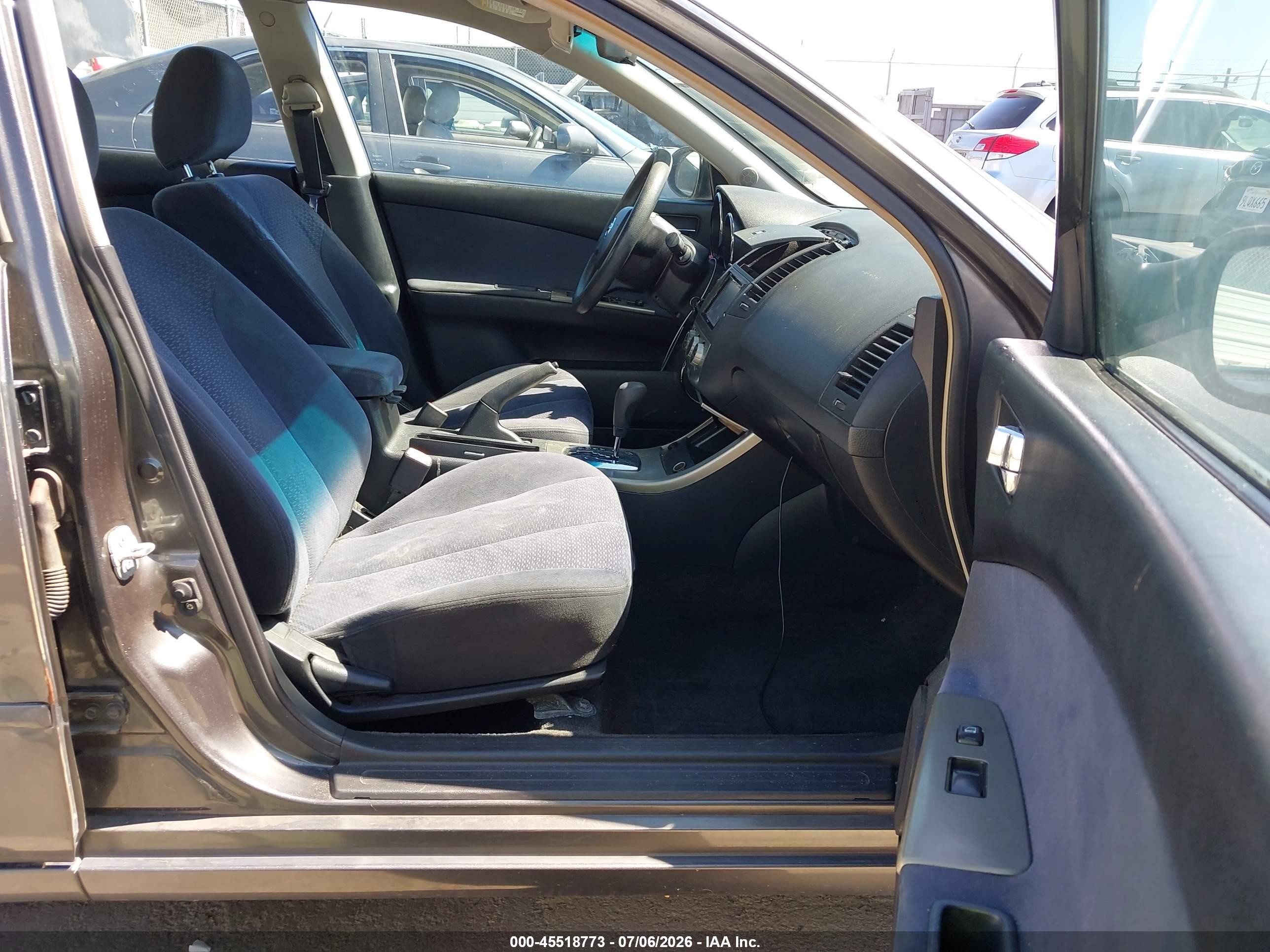 2005 Nissan Altima 2.5 S Gray vin: 1N4AL11D45N427779